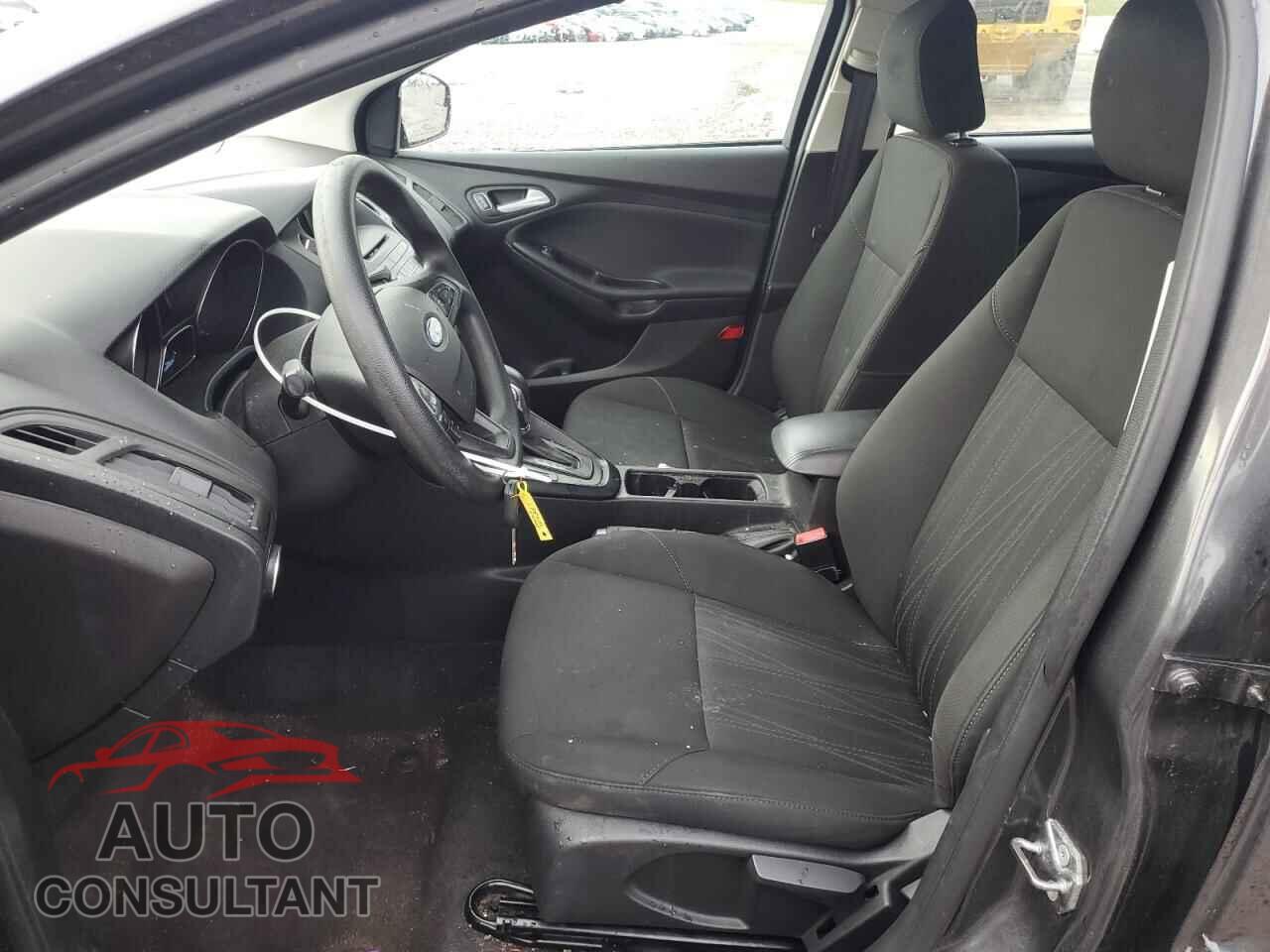 FORD FOCUS 2017 - 1FADP3F2XHL304881