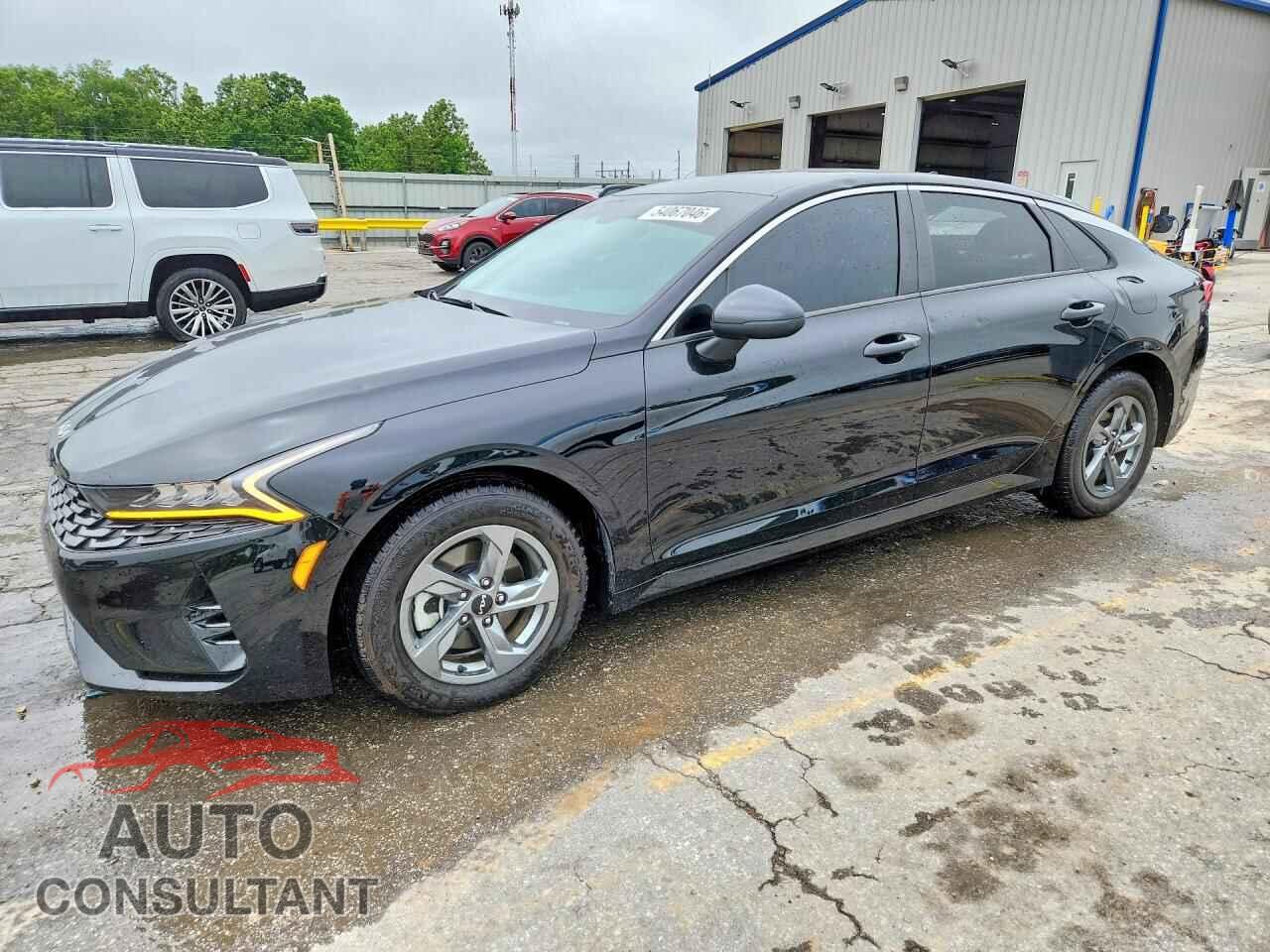 KIA K5 2022 - 5XXG14J22NG147560