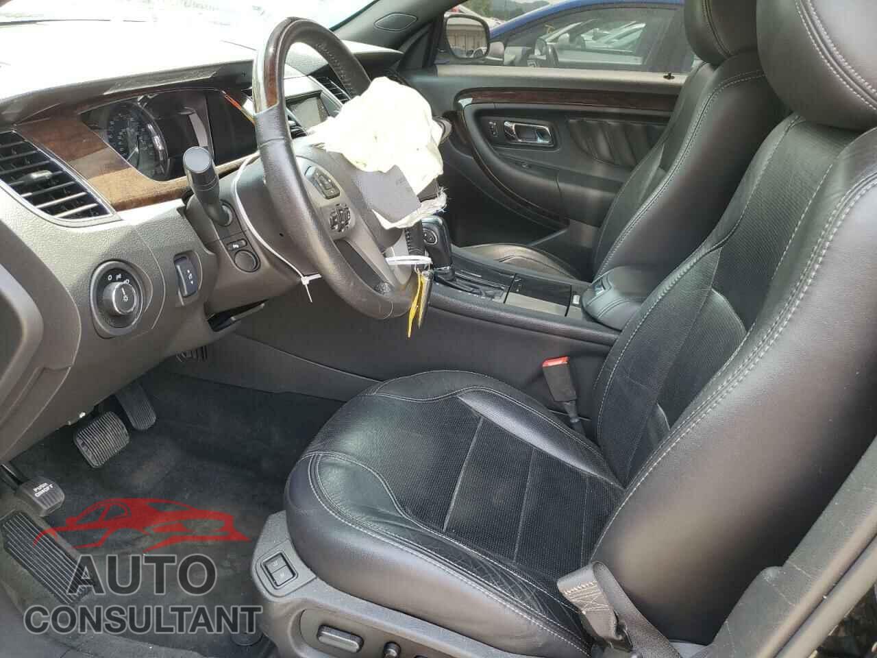FORD TAURUS 2017 - 1FAHP2F89HG104695
