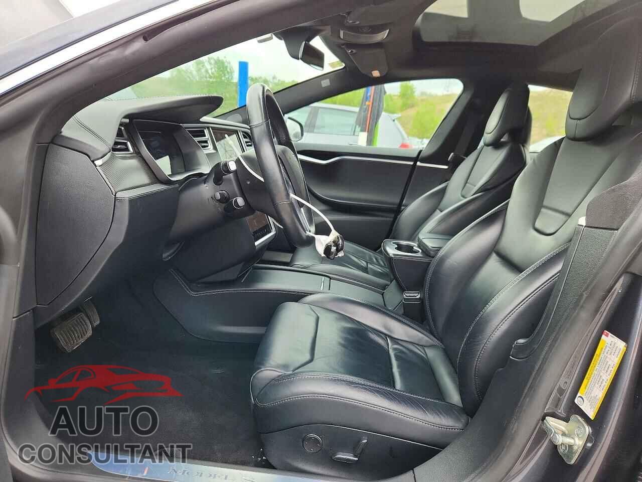 TESLA MODEL S 2017 - 5YJSA1E23HF188967
