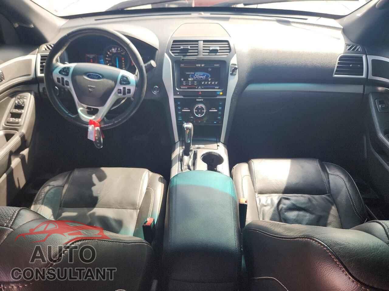 FORD EXPLORER 2015 - 1FM5K8GT1FGA84131