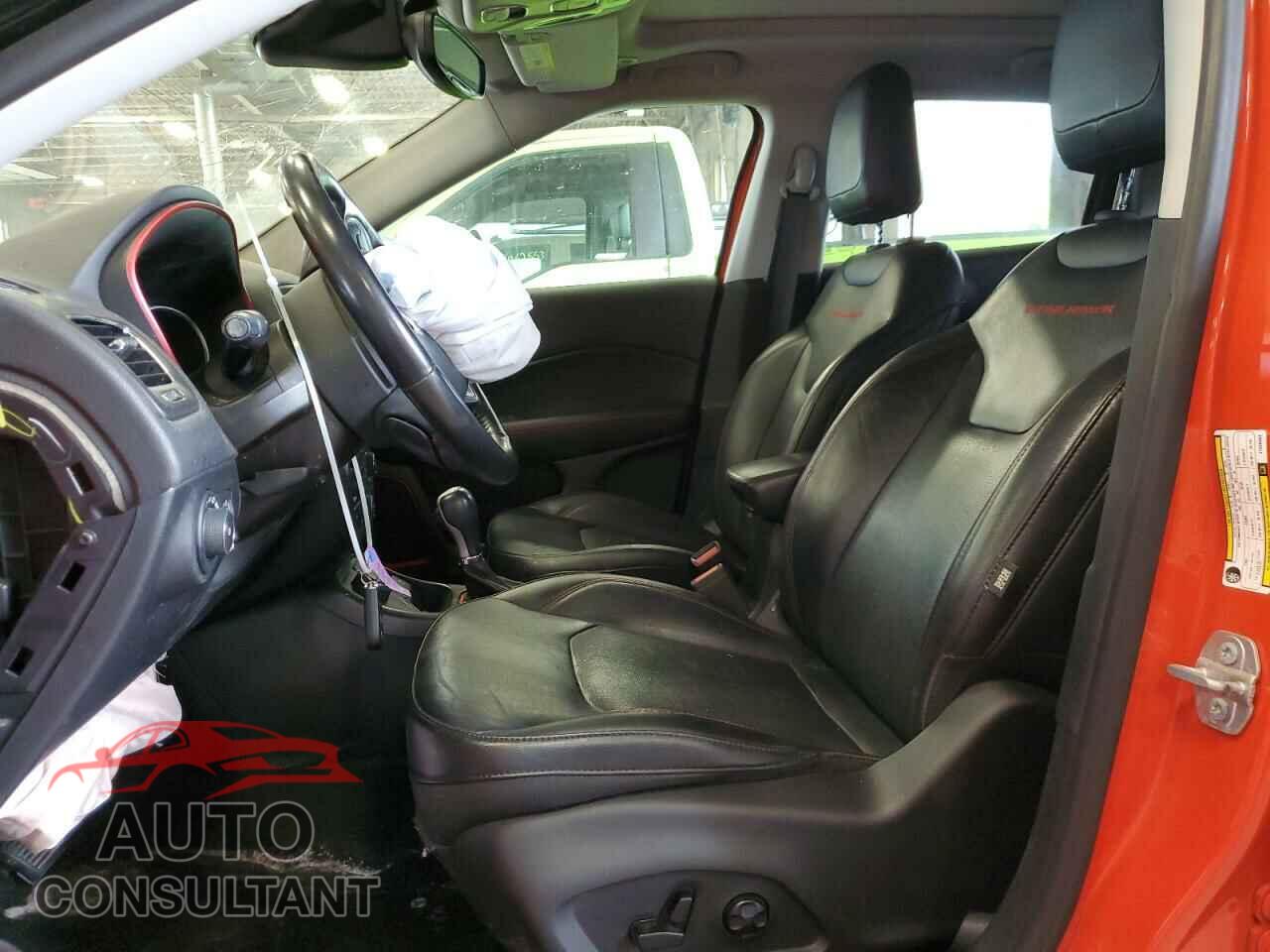 JEEP COMPASS 2018 - 3C4NJDDB4JT238363