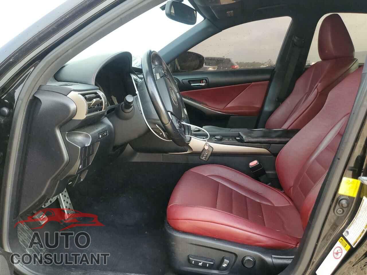 LEXUS IS 2014 - JTHCE1D26E5004739