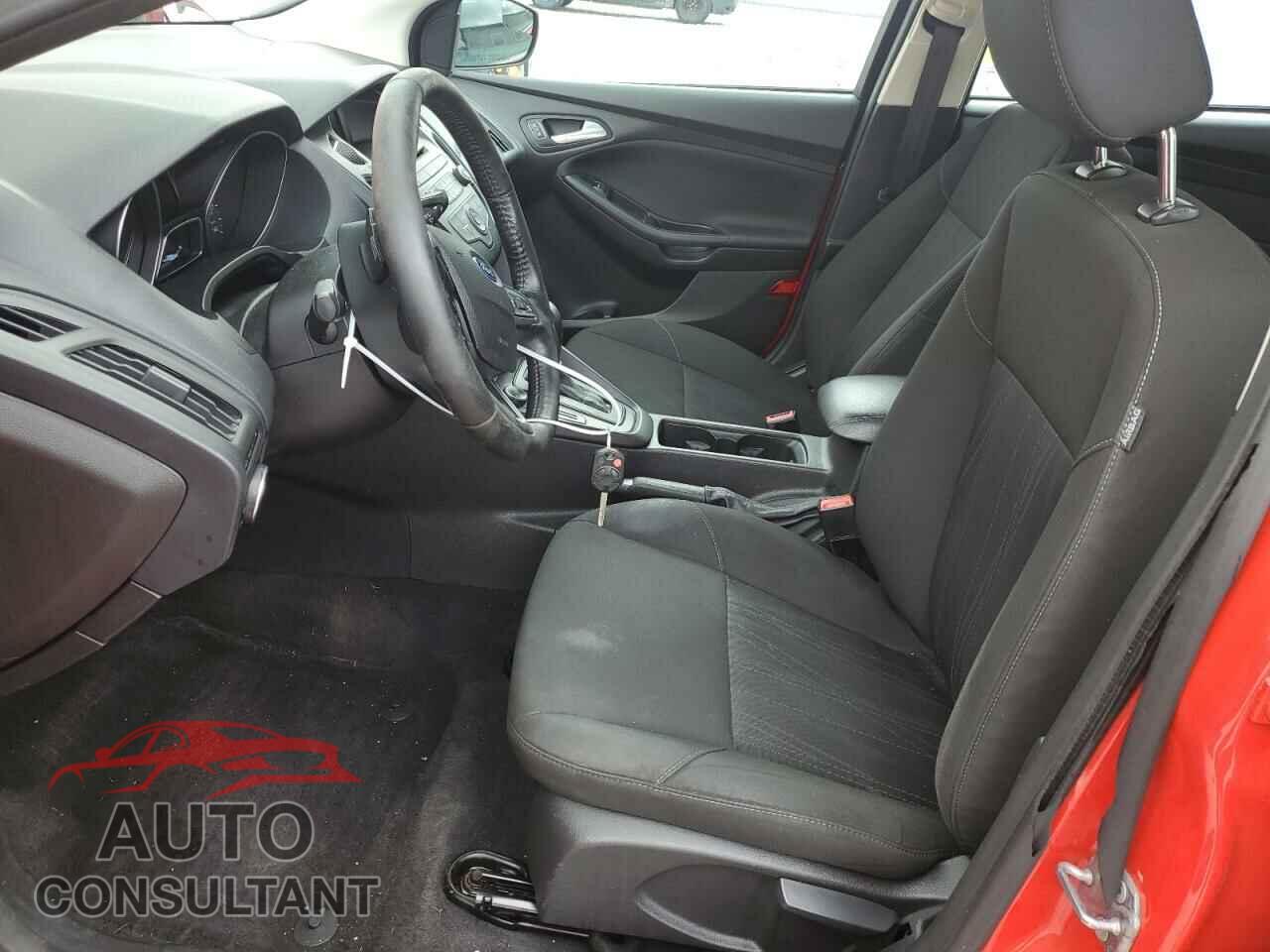 FORD FOCUS 2015 - 1FADP3F20FL339801