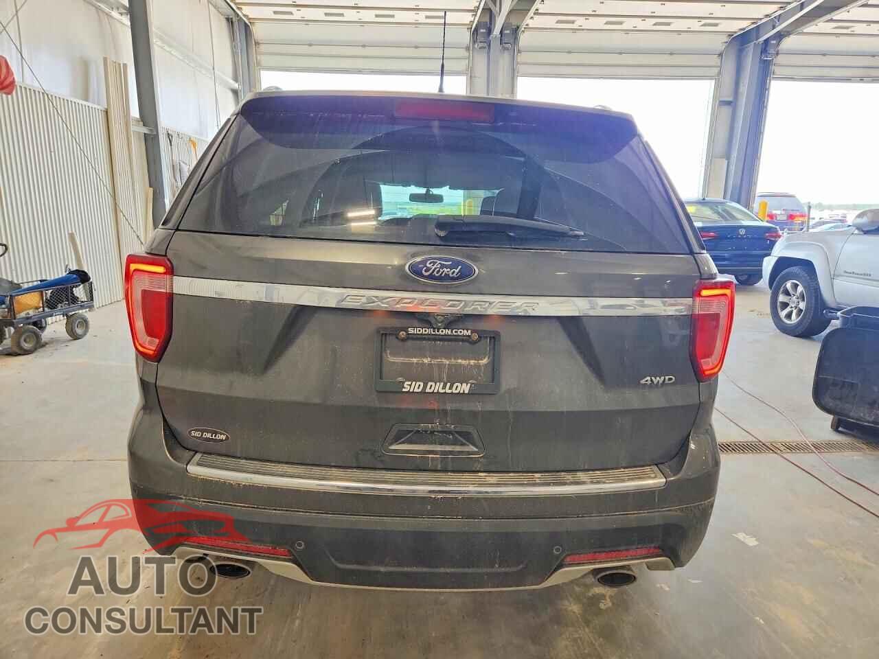 FORD EXPLORER 2018 - 1FM5K8F8XJGB45496