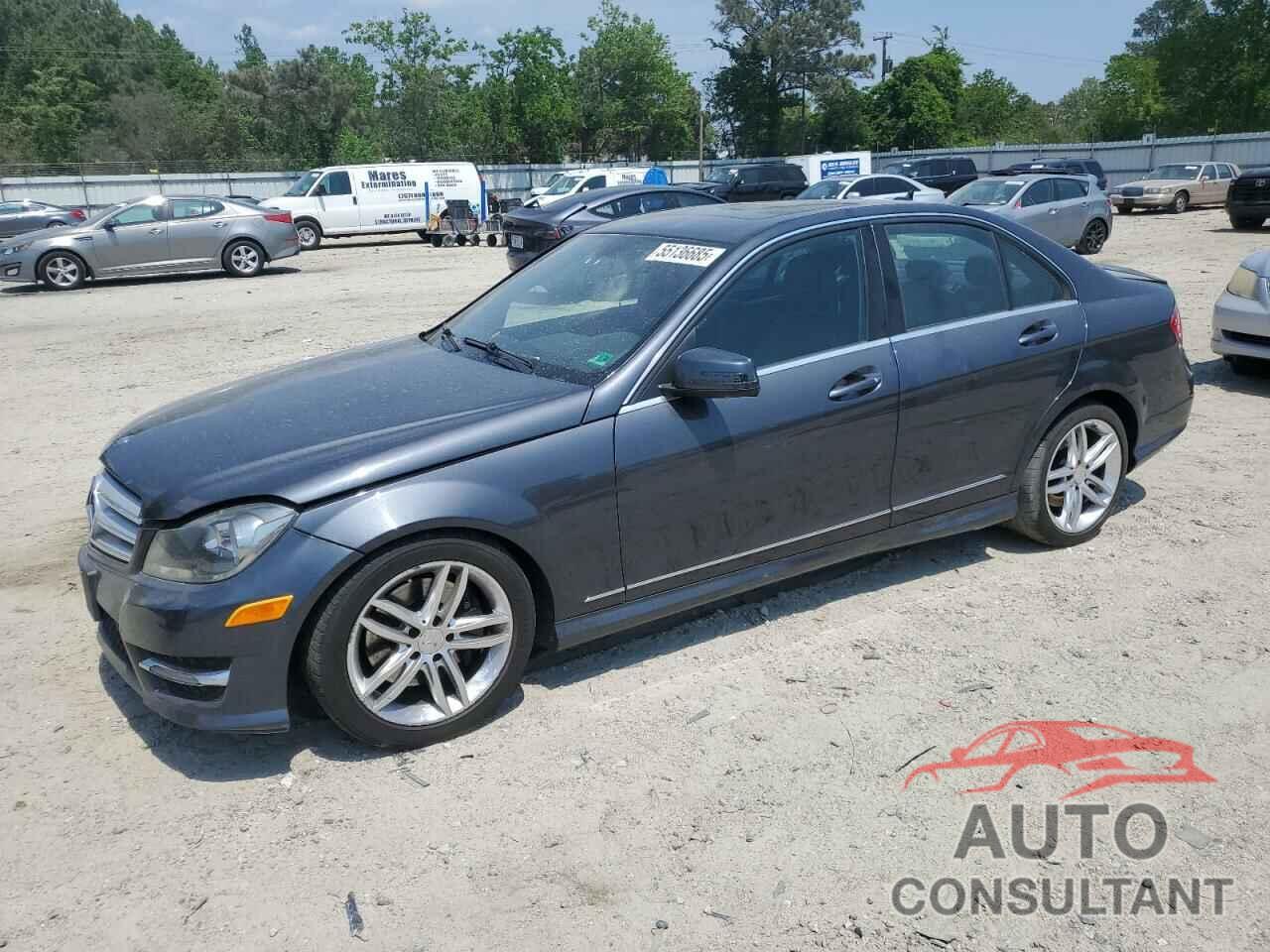 MERCEDES-BENZ C-CLASS 2013 - WDDGF8AB9DR264000