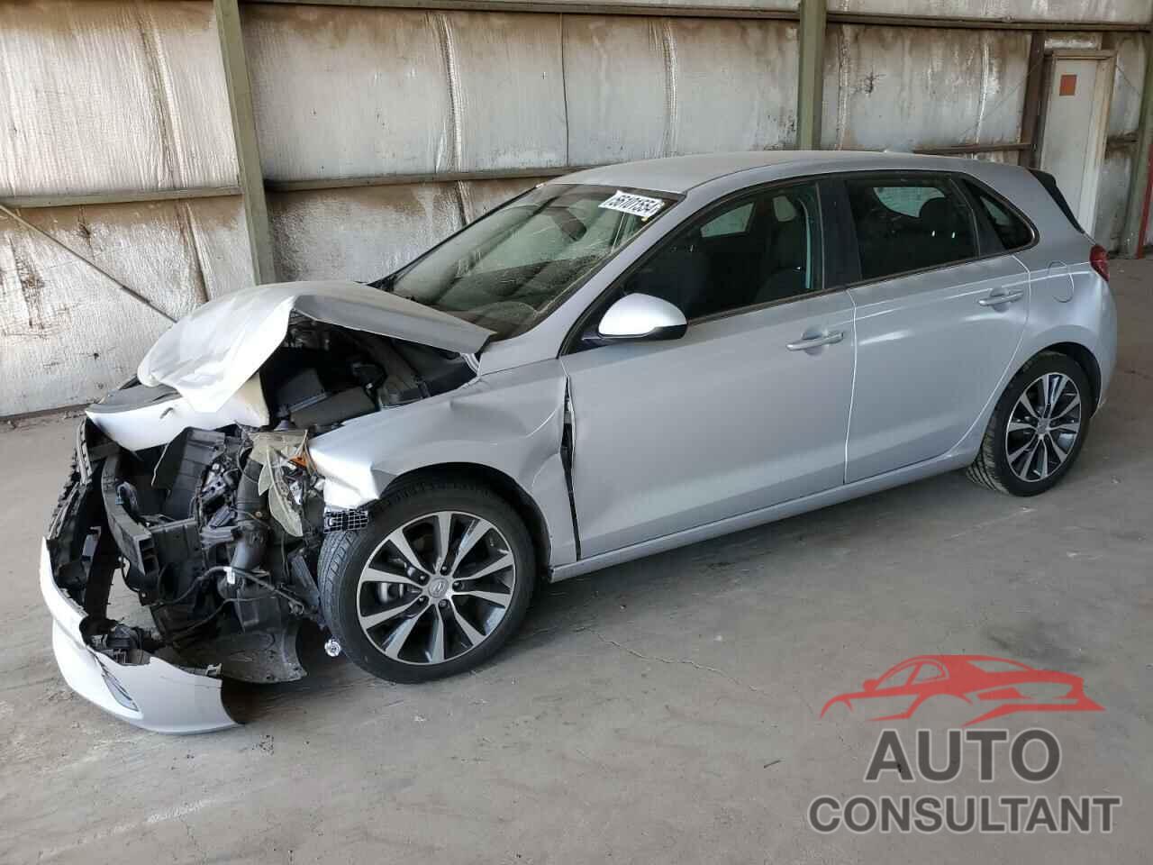 HYUNDAI ELANTRA 2018 - KMHH35LE3JU011739
