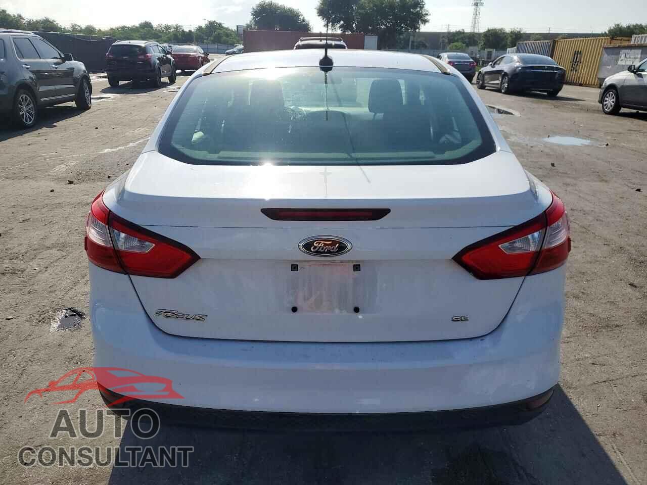 FORD FOCUS 2012 - 1FAHP3F26CL294036