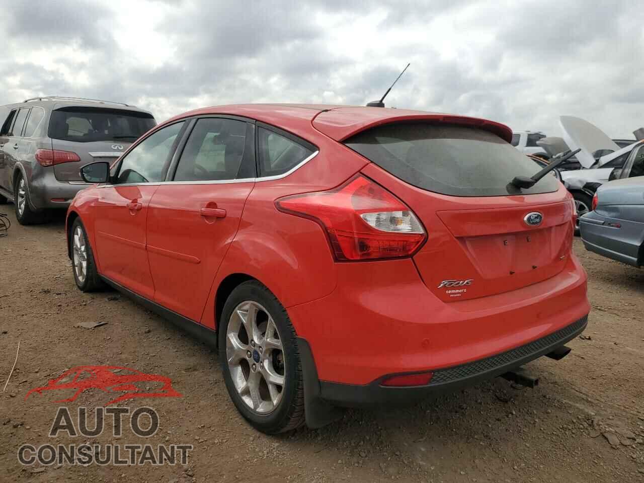 FORD FOCUS 2012 - 1FAHP3M2XCL303971