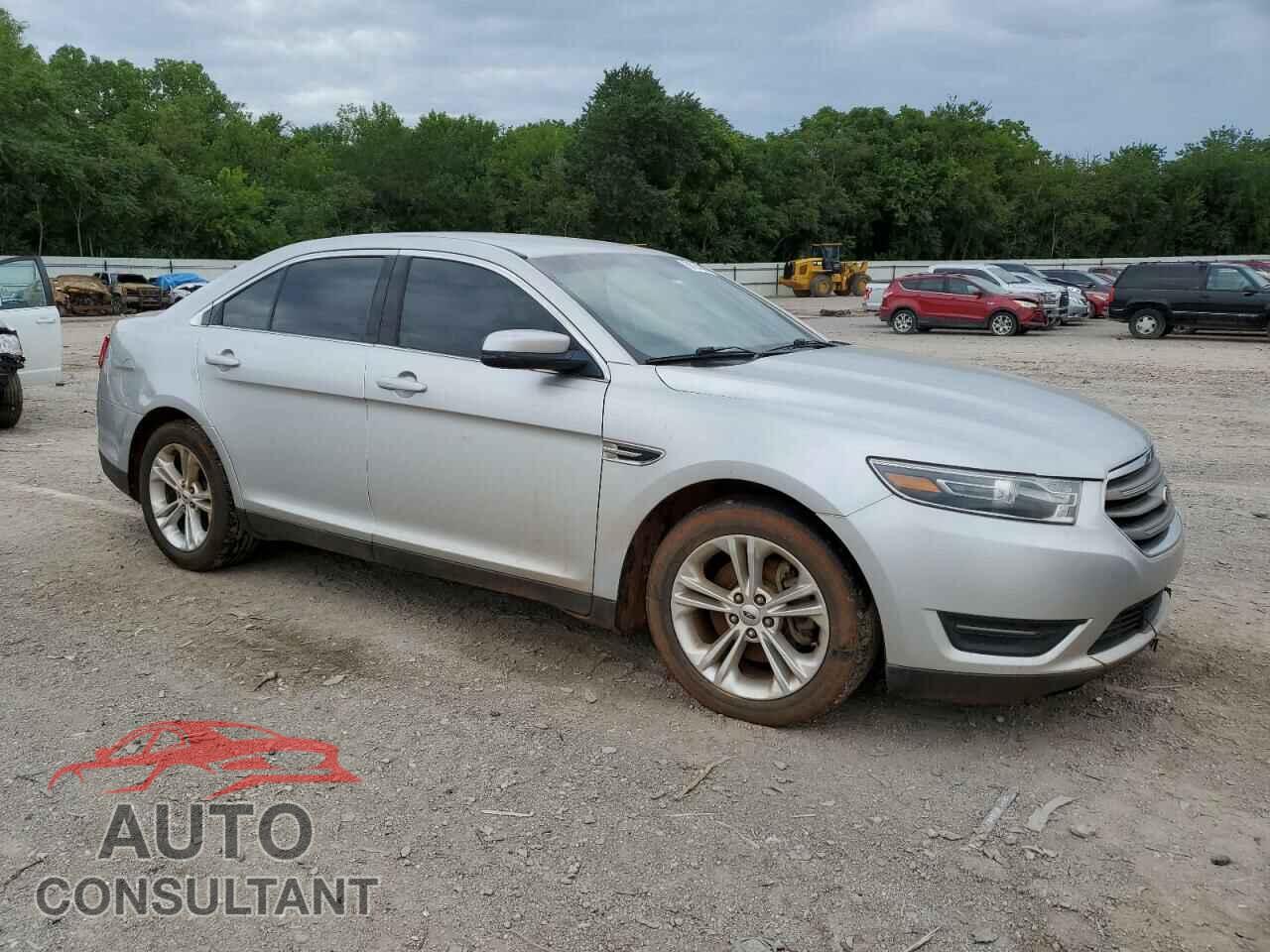FORD TAURUS 2016 - 1FAHP2E85GG109229
