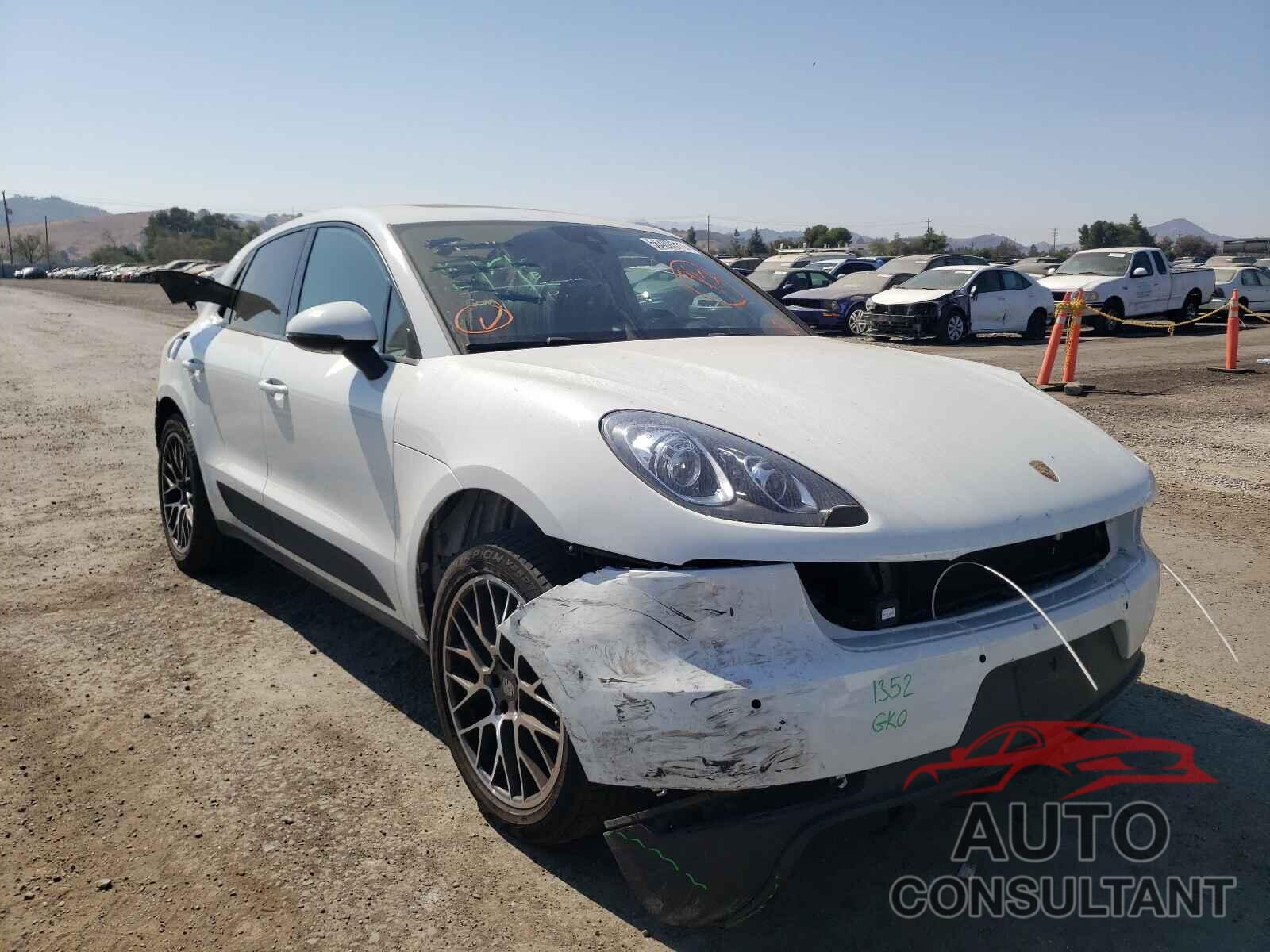 PORSCHE MACAN 2018 - WP1AA2A59JLB10261