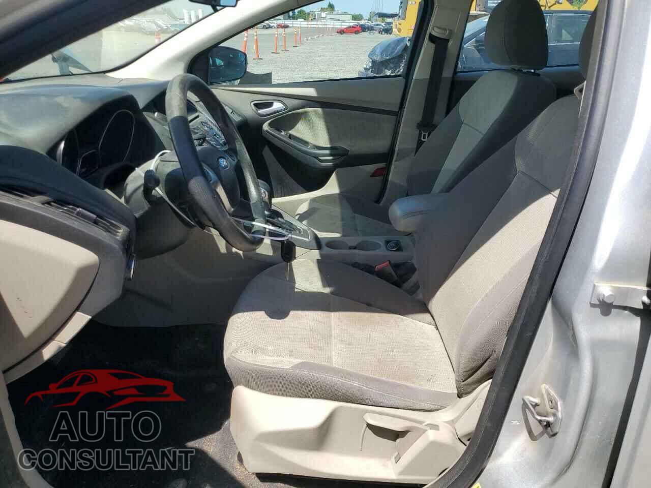 FORD FOCUS 2014 - 1FADP3K29EL162606