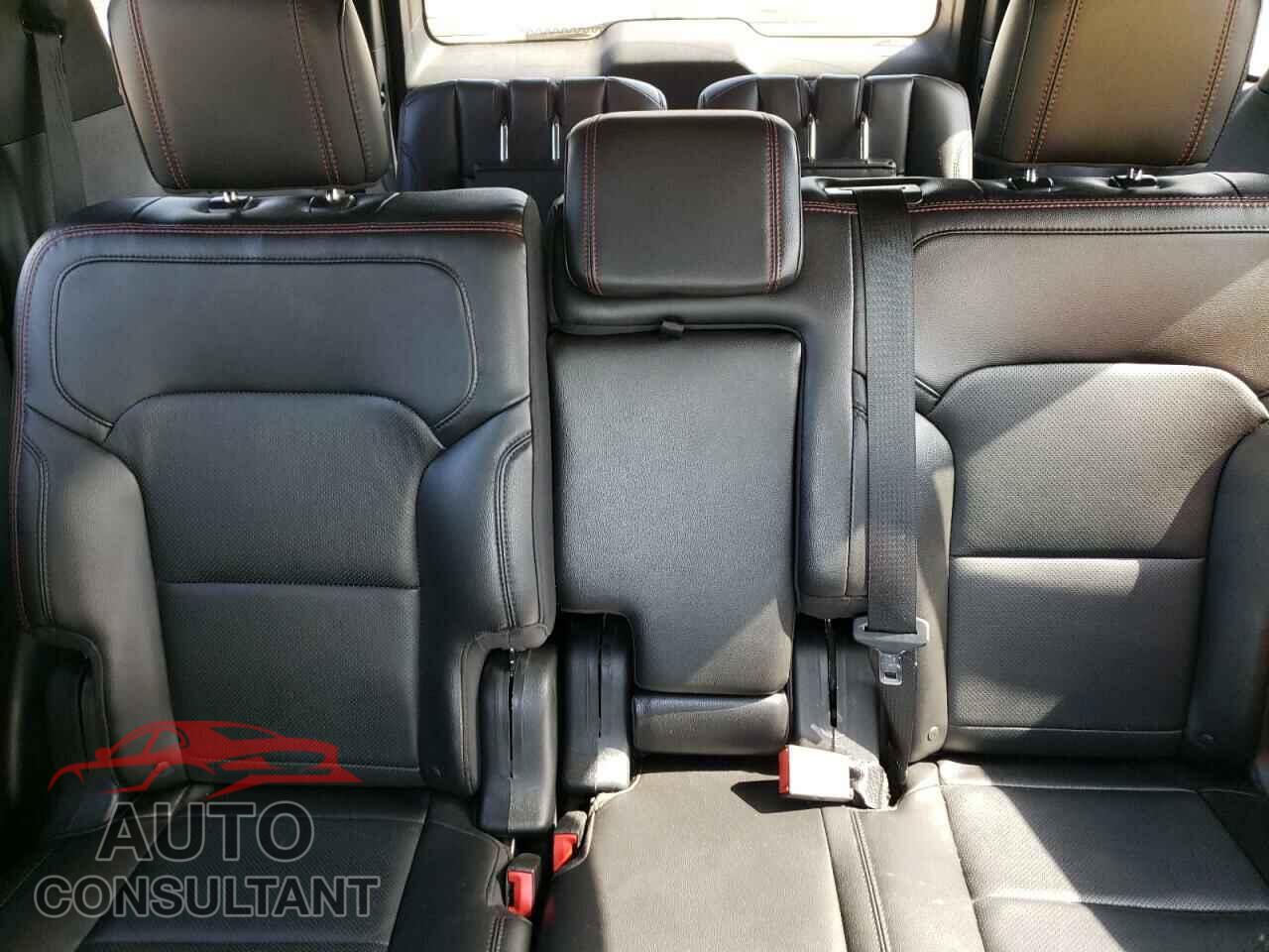 FORD EXPLORER 2018 - 1FM5K8GT7JGB51775