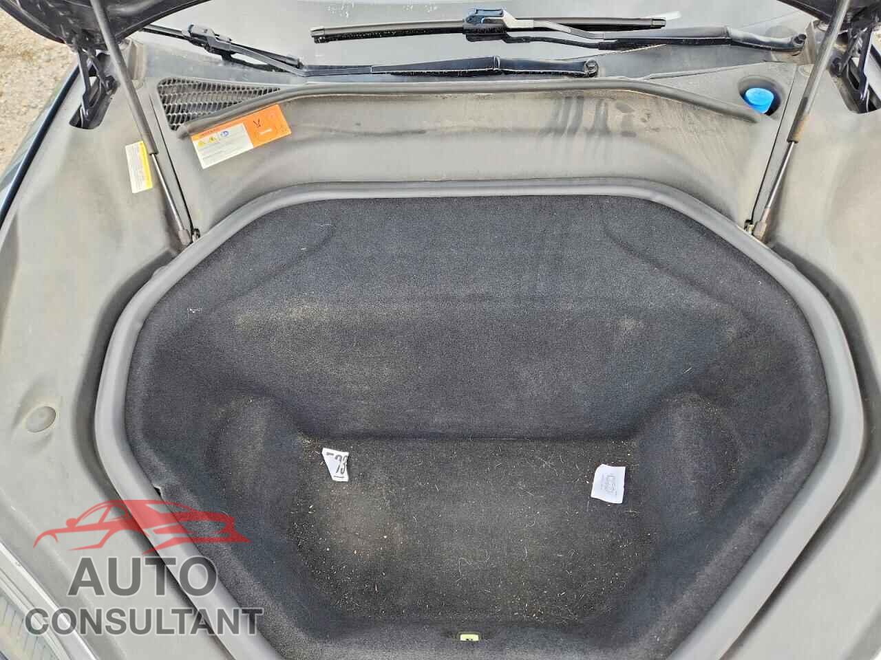 TESLA MODEL S 2015 - 5YJSA1E28FF111217