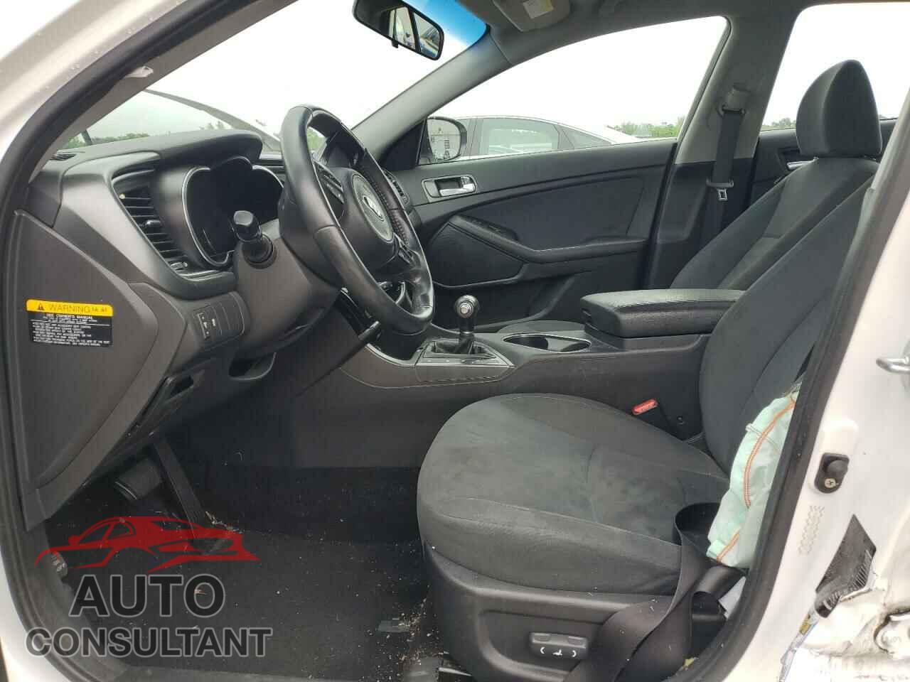 KIA OPTIMA 2015 - KNAGM4AD8F5077638