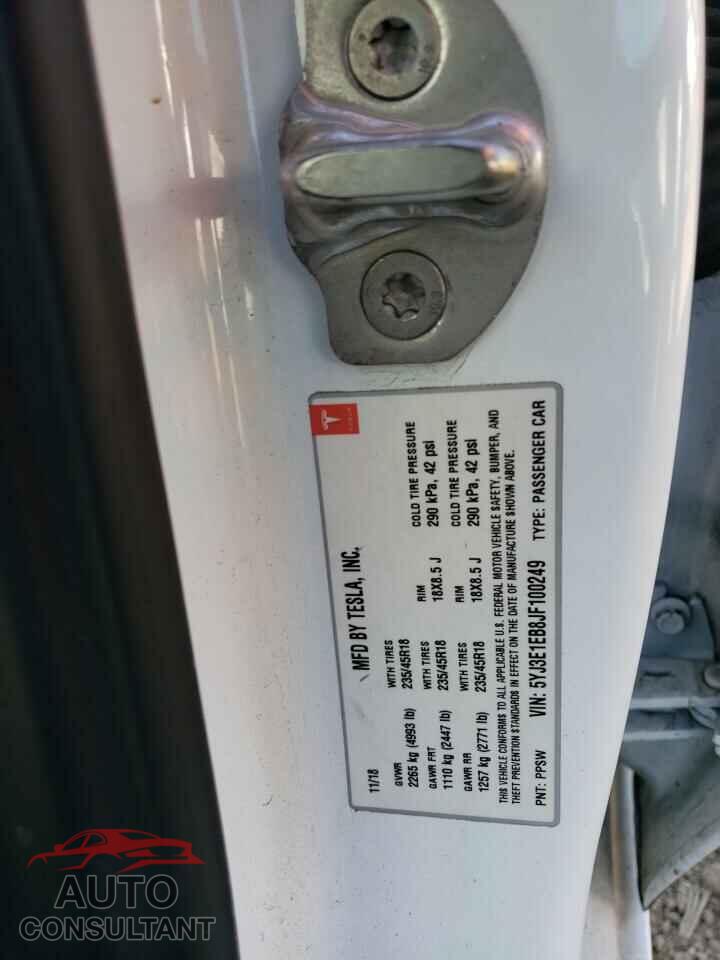 TESLA MODEL 3 2018 - 5YJ3E1EB8JF100249