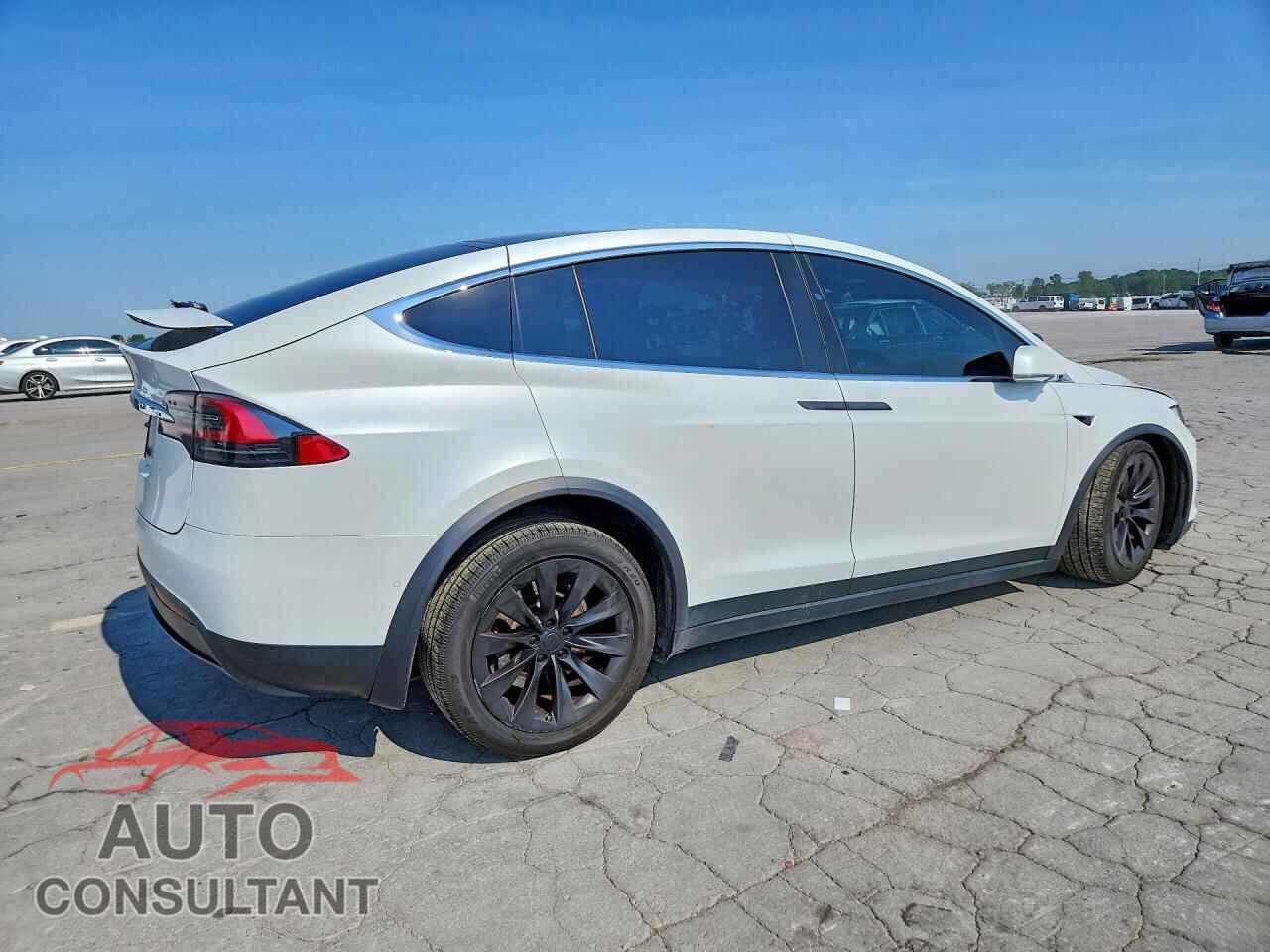 TESLA MODEL X 2017 - 5YJXCDE22HF045994
