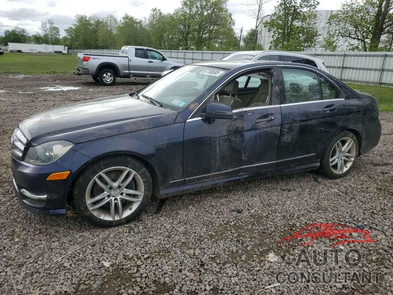 MERCEDES-BENZ C-CLASS 2013 - WDDGF8AB6DR300385