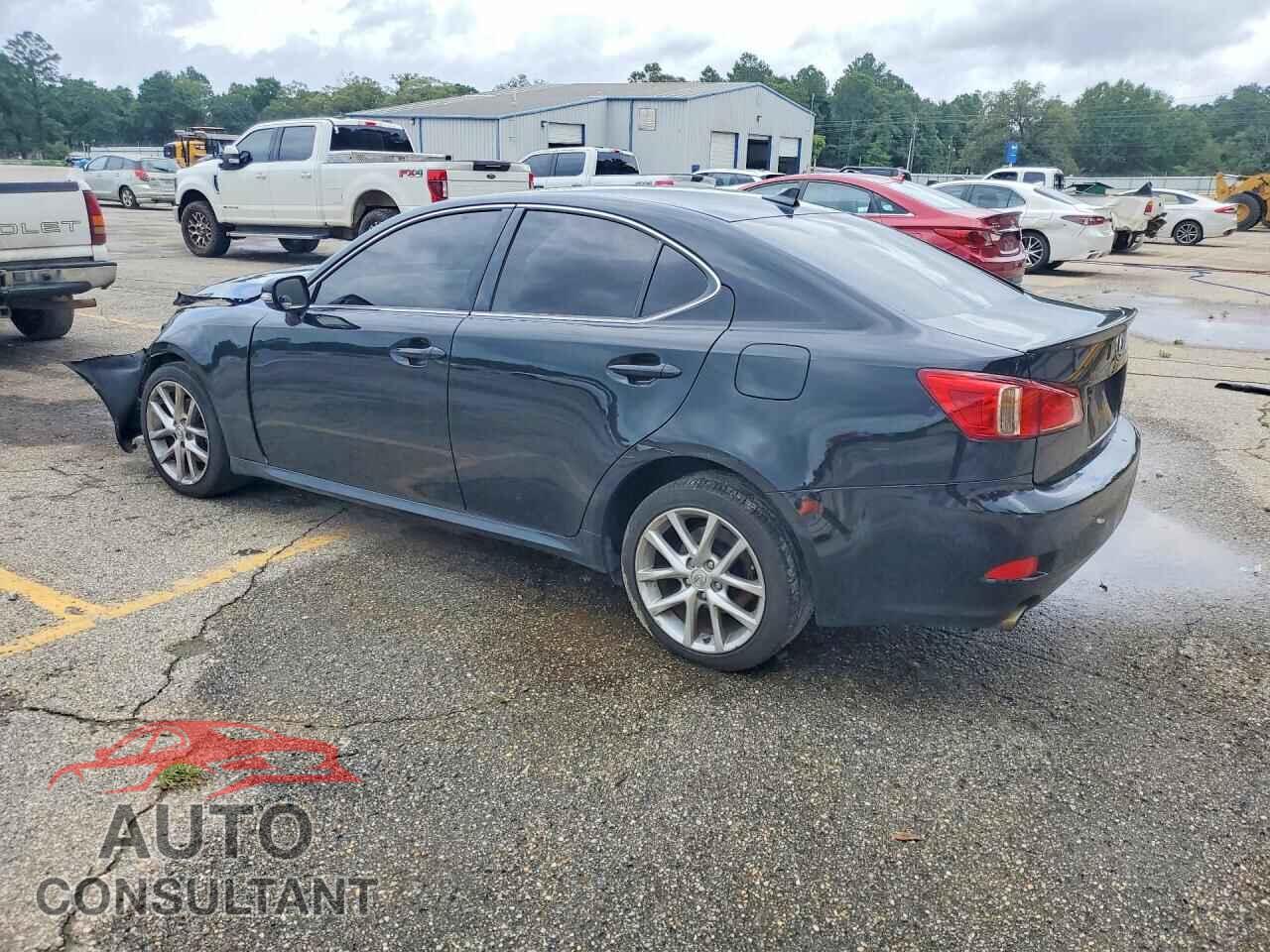 LEXUS IS 2011 - JTHCF5C25B5048197