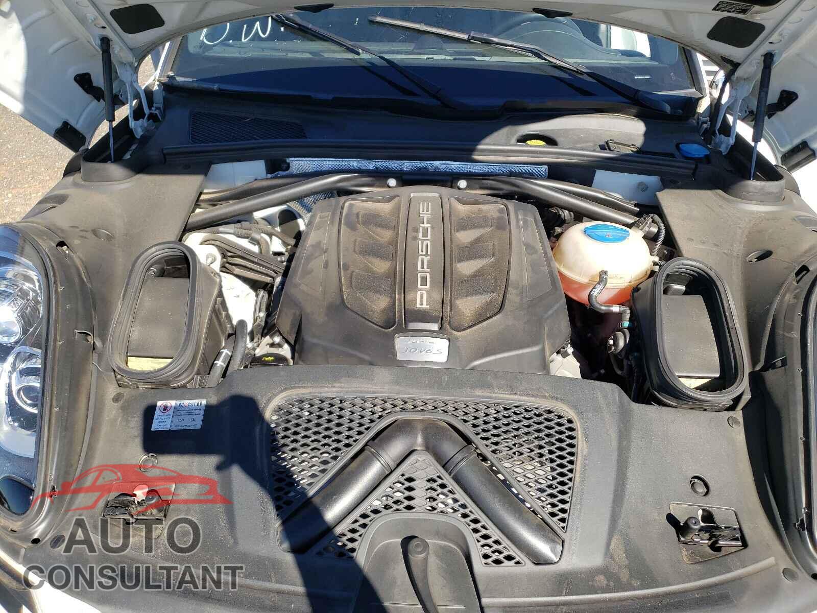 PORSCHE MACAN 2016 - WP1AB2A54GLB50821