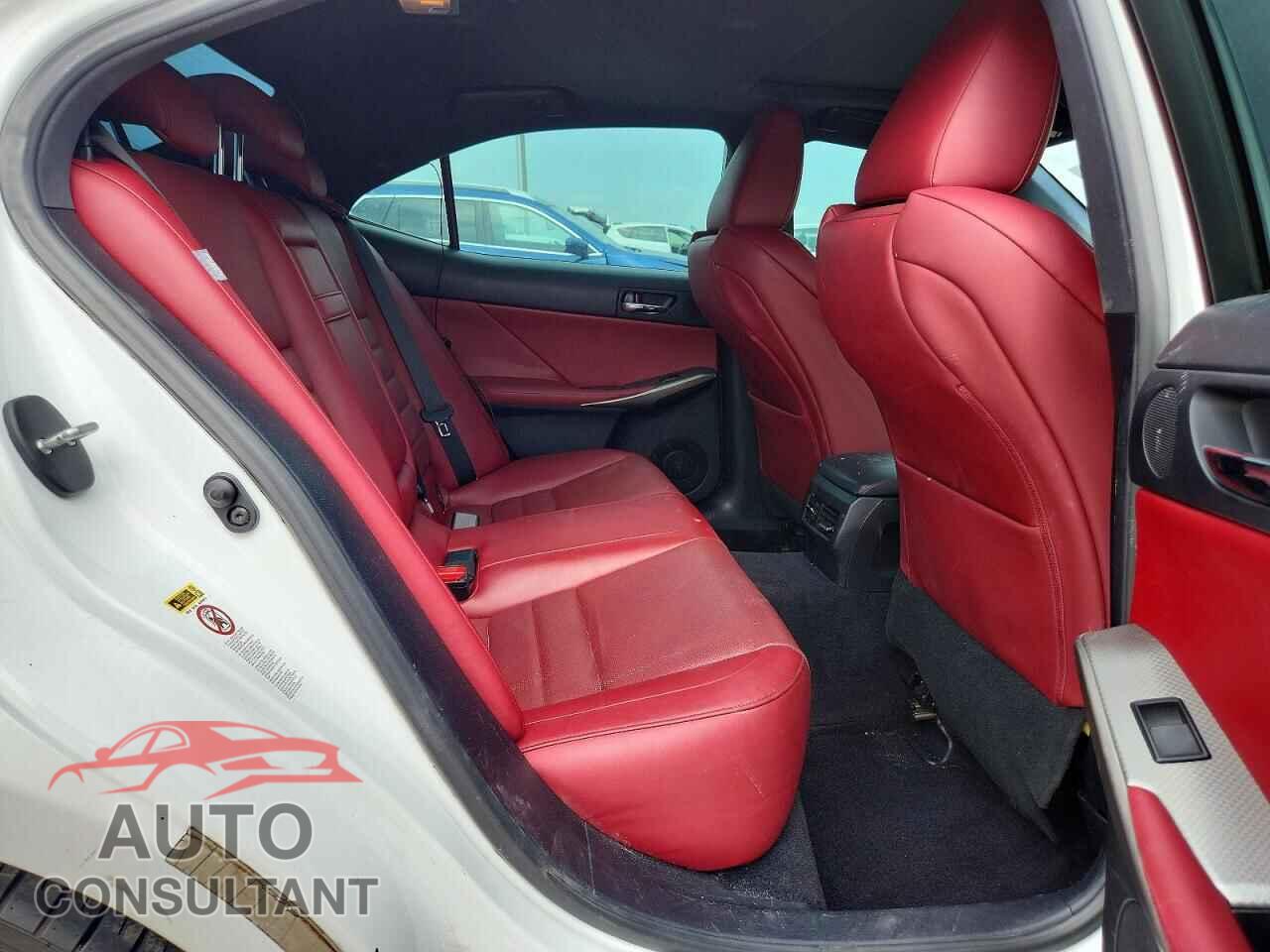 LEXUS IS 2014 - JTHBE1D21E5000271