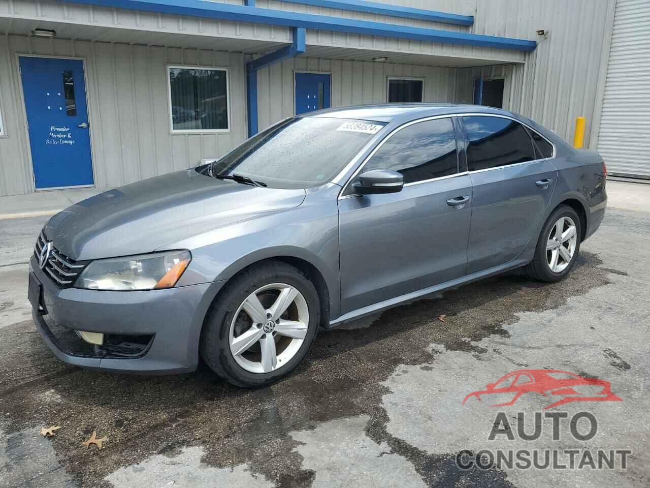 VOLKSWAGEN PASSAT 2015 - 1VWAT7A38FC117195