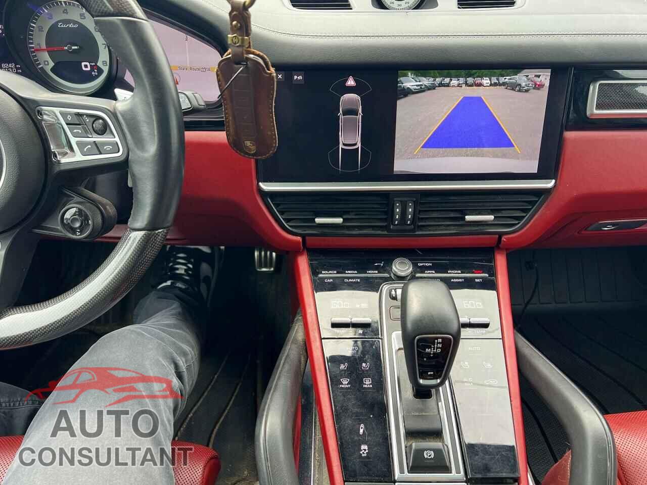 PORSCHE CAYENNE 2021 - WP1AF2AY1MDA36070