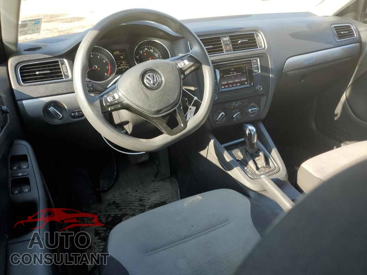 VOLKSWAGEN JETTA 2017 - 3VW2B7AJ6HM350600