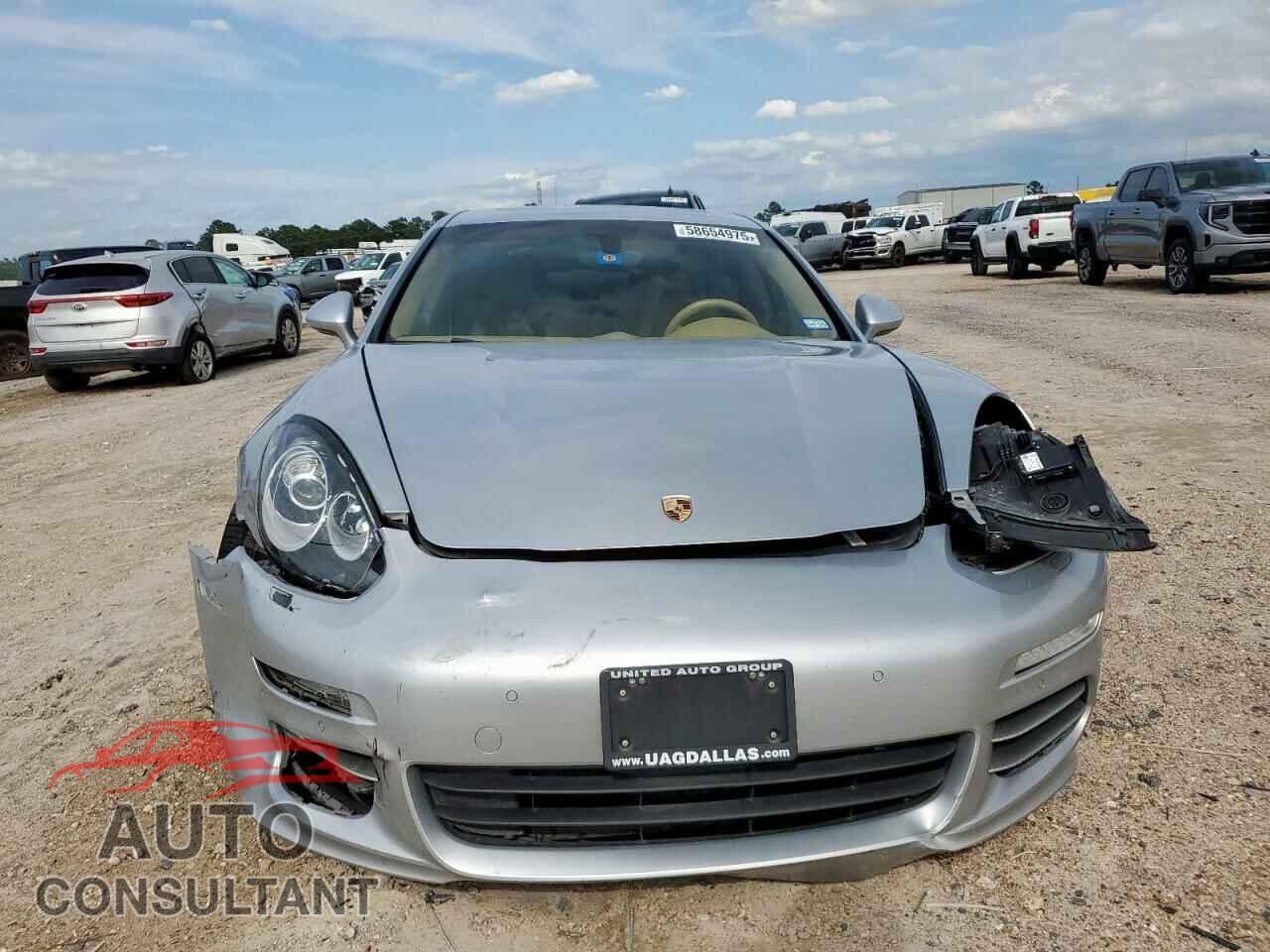 PORSCHE PANAMERA 2014 - WP0AA2A79EL009620