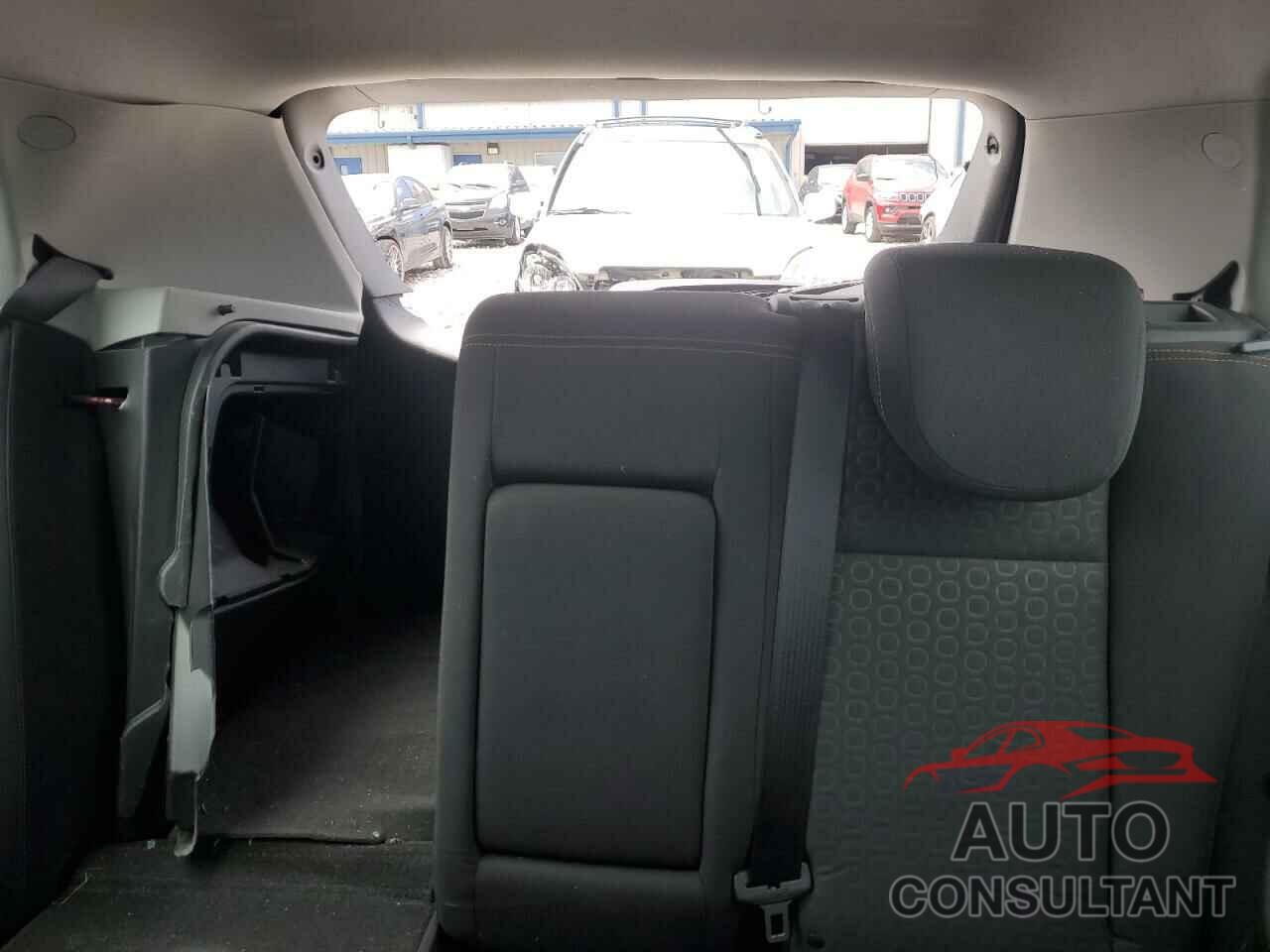 CHEVROLET TRAX 2017 - 3GNCJNSB8HL232521