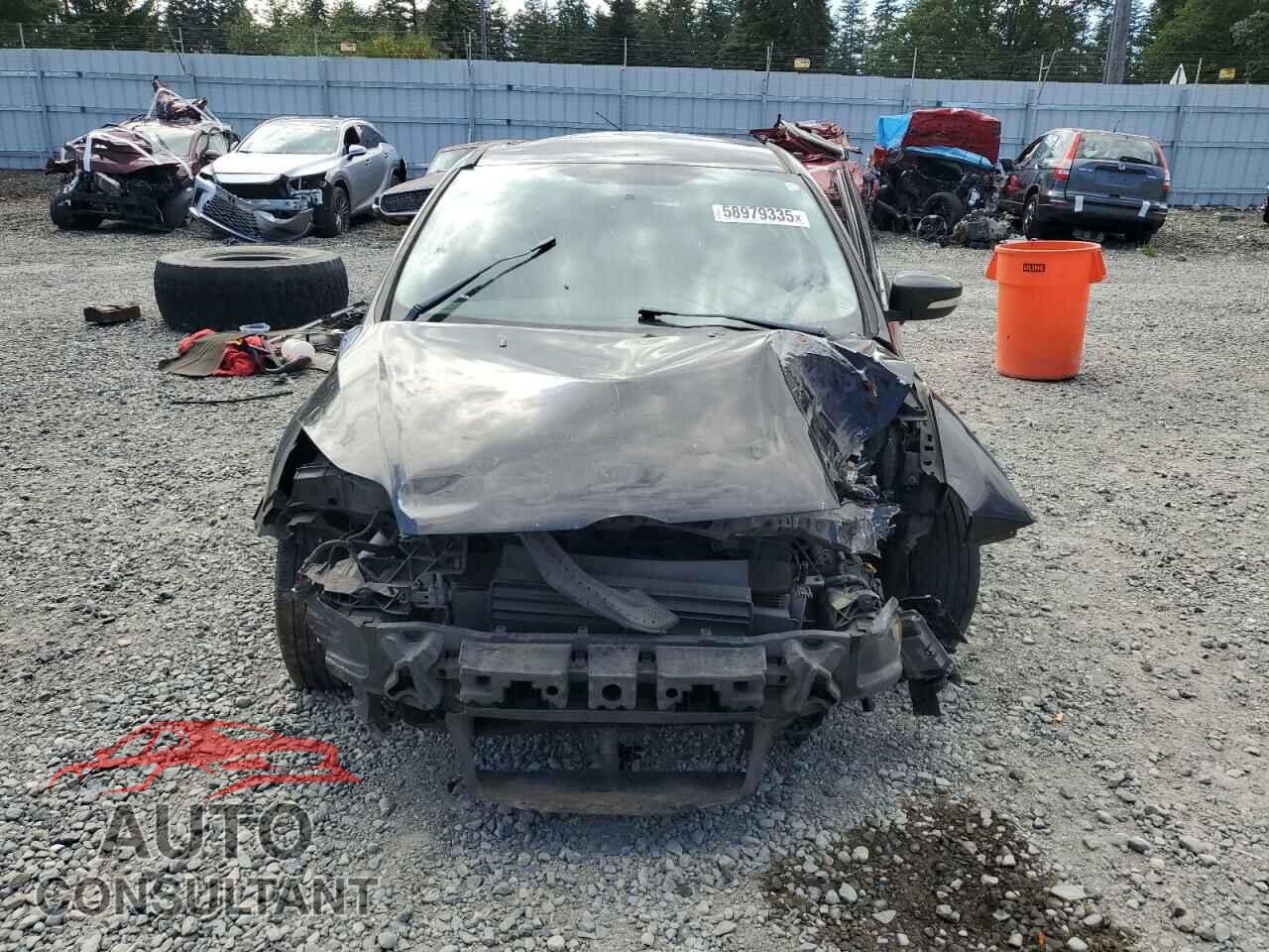 FORD FOCUS 2013 - 1FADP3K27DL319743