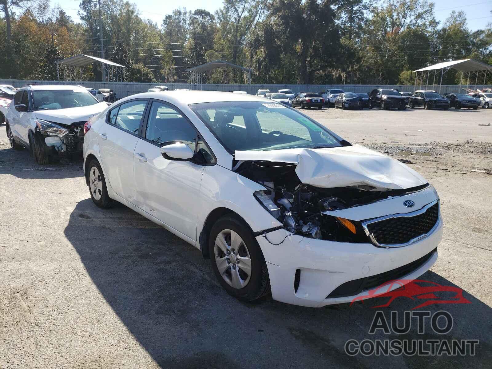 KIA FORTE 2018 - 3KPFK4A73JE268055