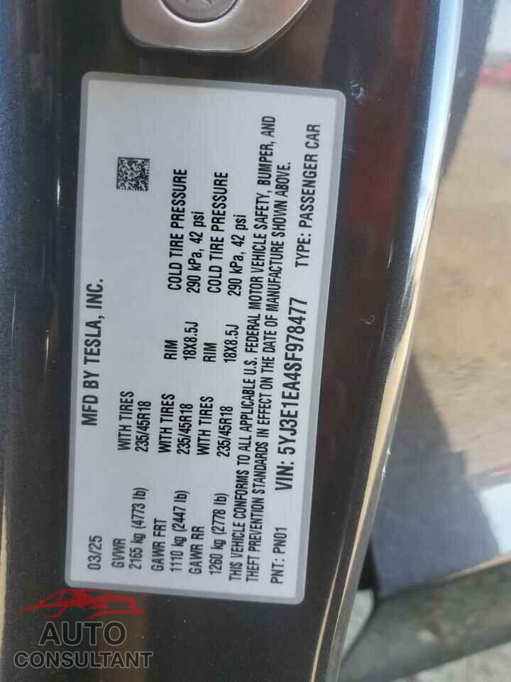 TESLA MODEL 3 2025 - 5YJ3E1EA4SF978477