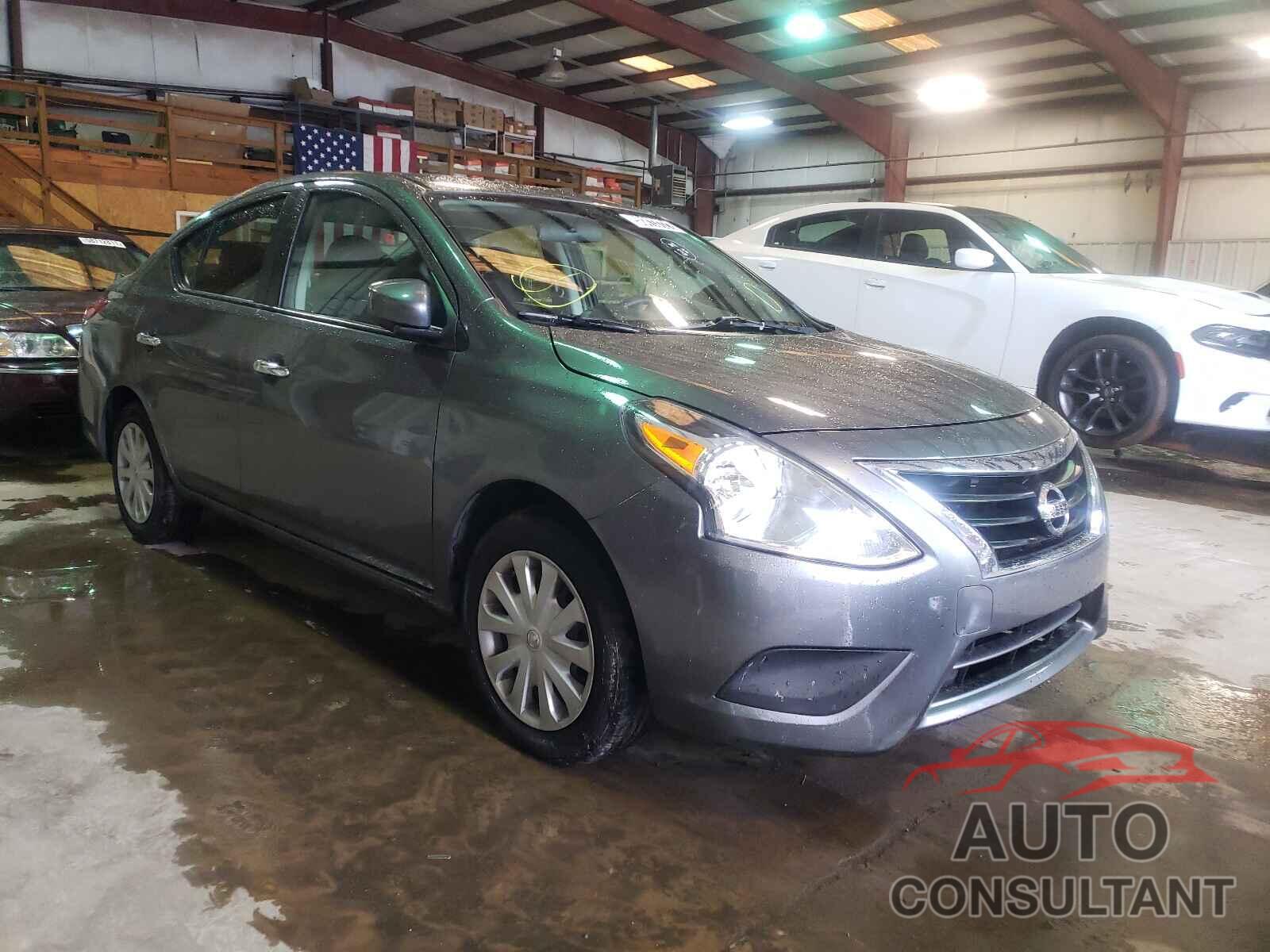 NISSAN VERSA 2018 - 3N1CN7AP9JL830731