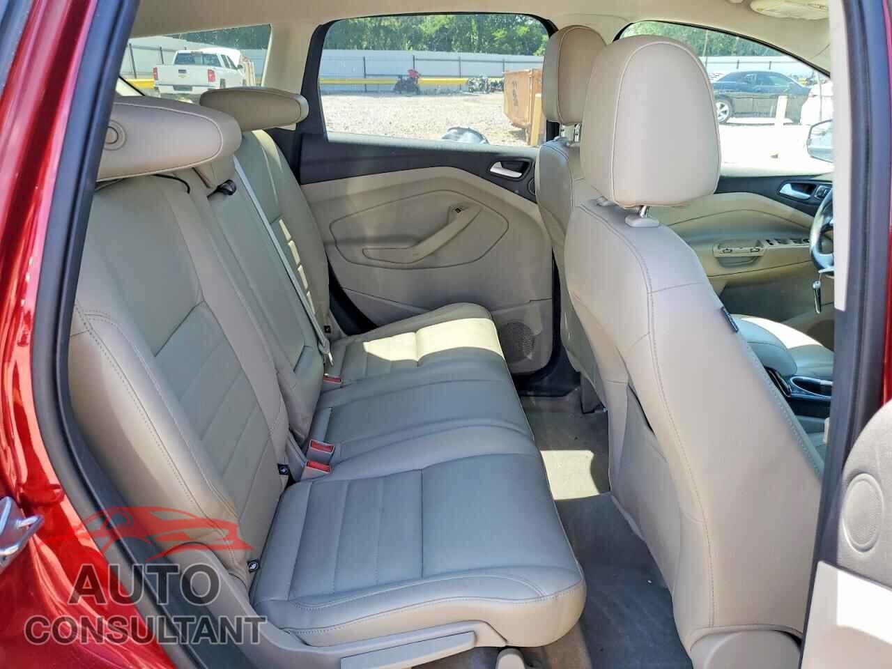 FORD ESCAPE 2016 - 1FMCU9JX6GUA61448