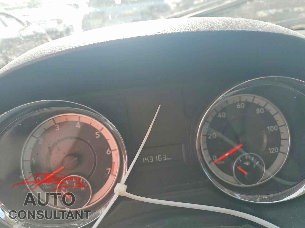 DODGE CARAVAN 2015 - 2C4RDGBG4FR558222