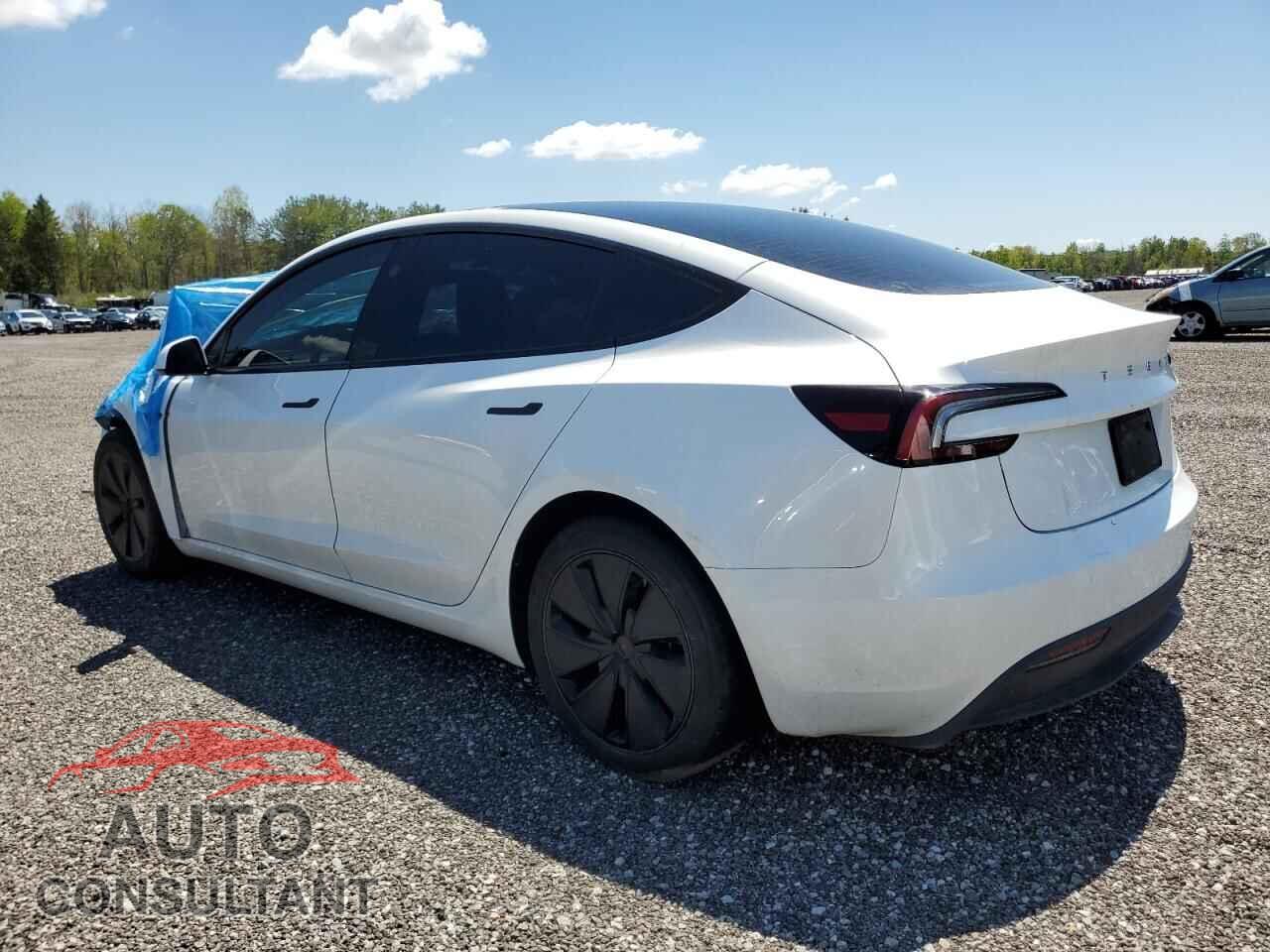 TESLA MODEL 3 2024 - LRW3E7FA6RC276702