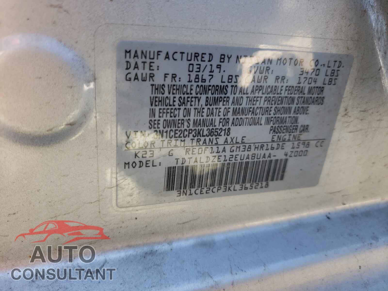 NISSAN VERSA 2019 - 3N1CE2CP3KL365218