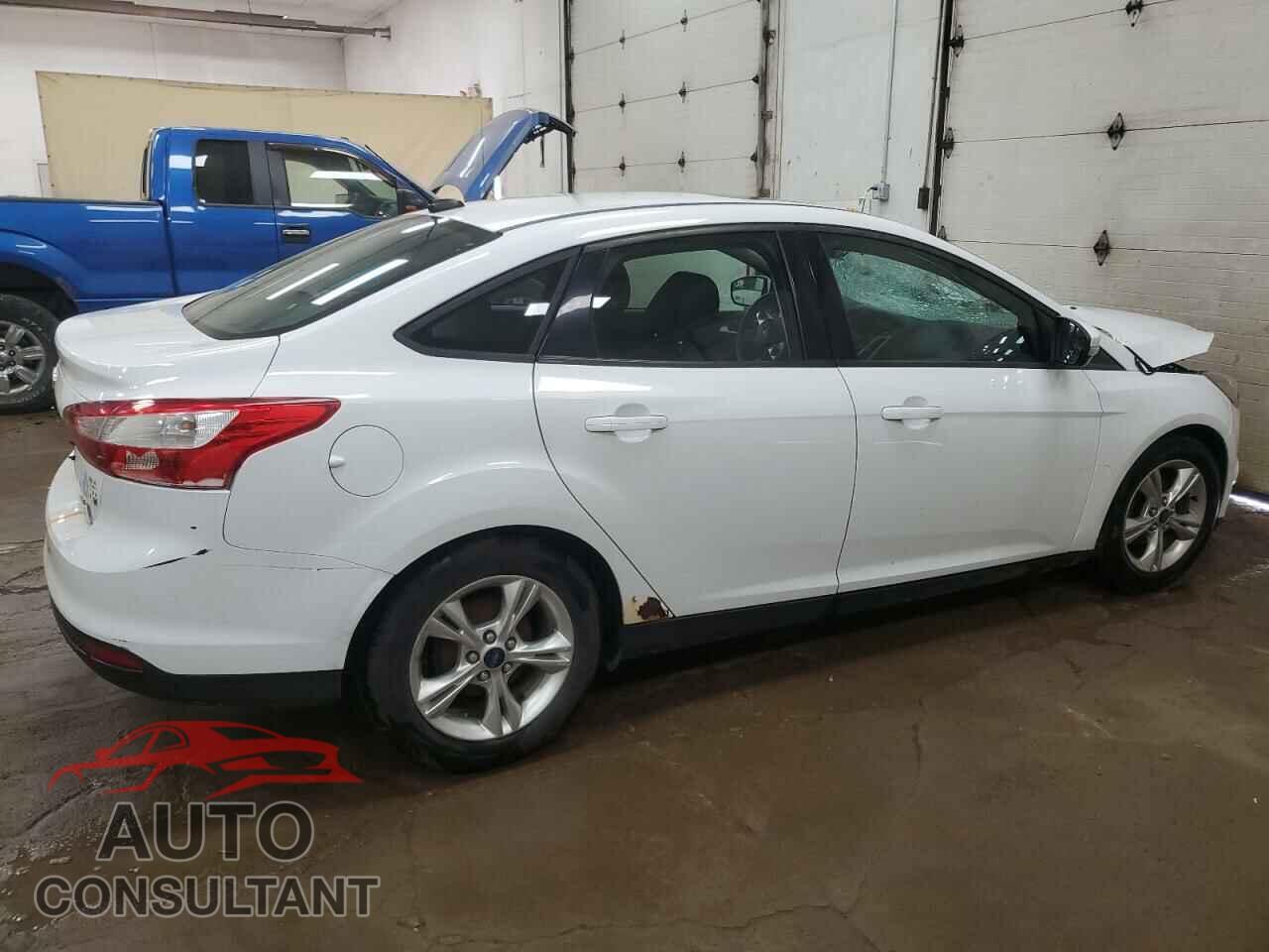 FORD FOCUS 2014 - 1FADP3F24EL318030