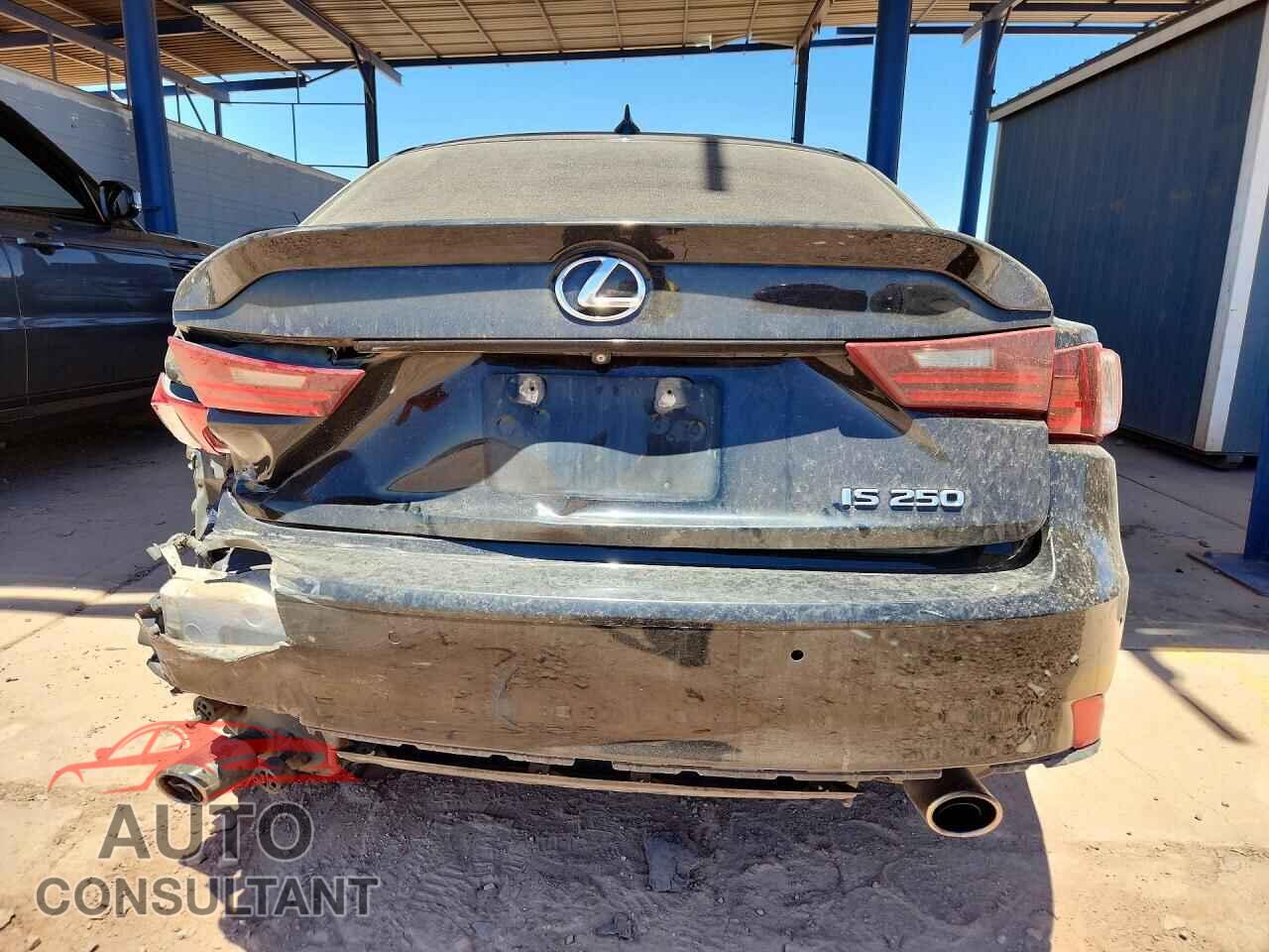 LEXUS IS 2015 - JTHBF1D27F5056424