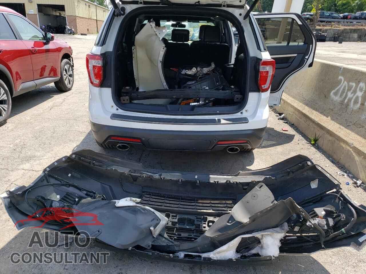 FORD EXPLORER 2018 - 1FM5K8D87JGB73355