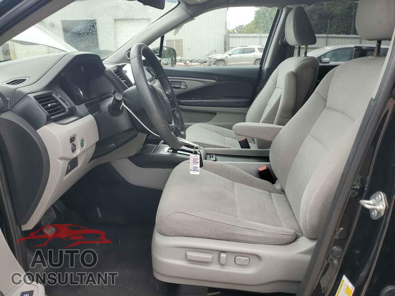 HONDA PILOT 2020 - 5FNYF5H33LB001663