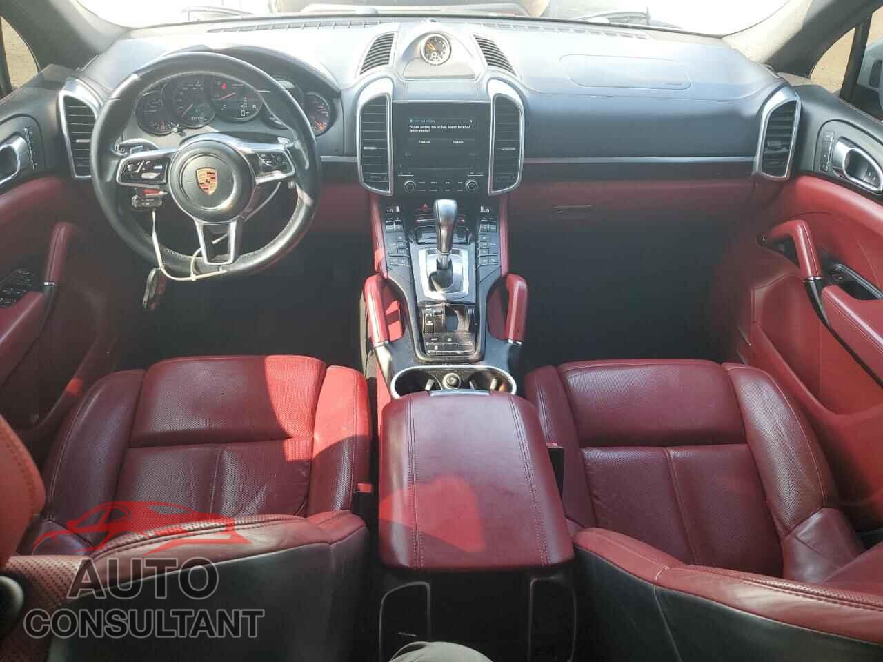 PORSCHE CAYENNE 2017 - WP1AA2A24HKA81676