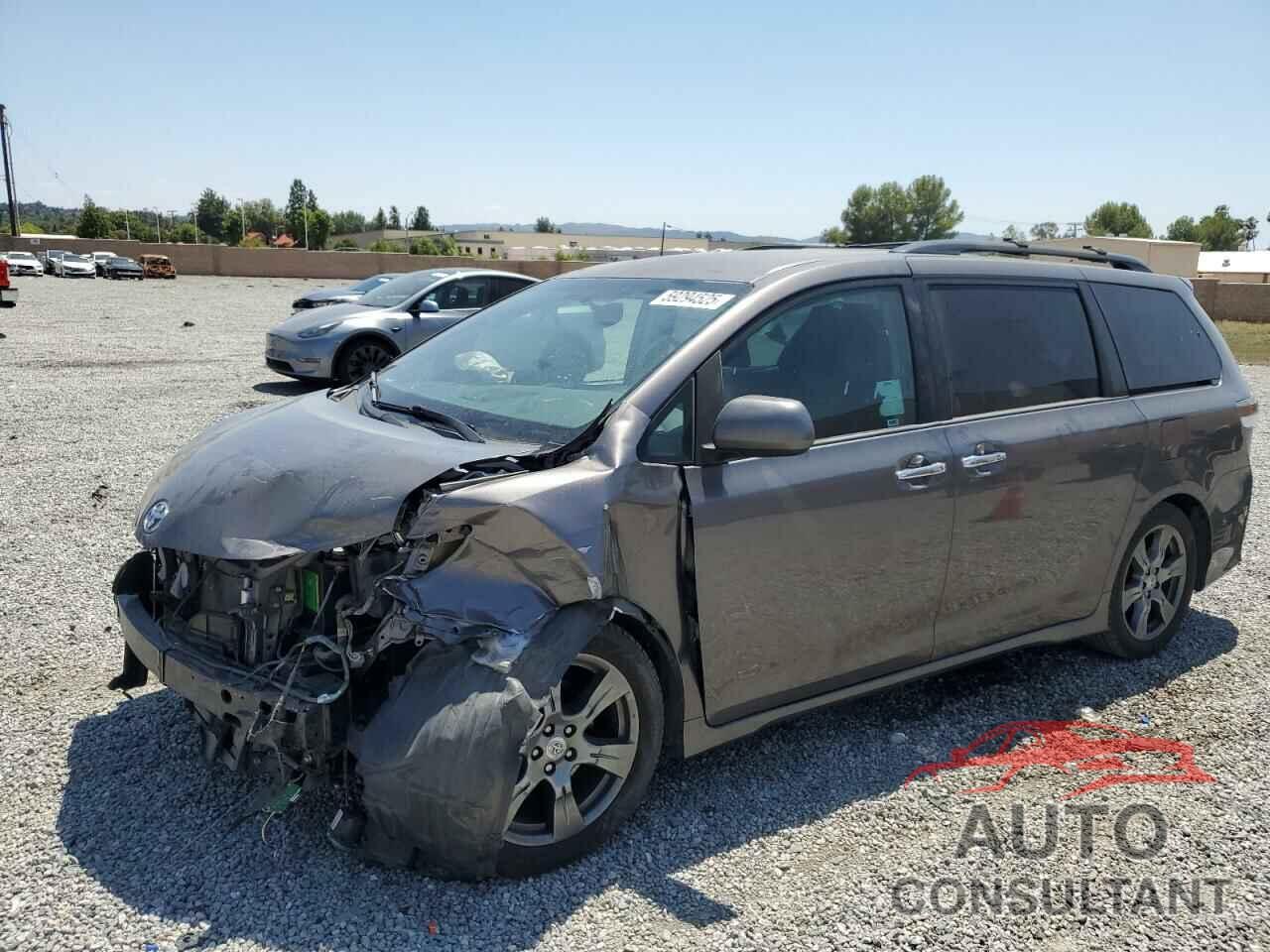 TOYOTA SIENNA 2017 - 5TDXZ3DC8HS785838
