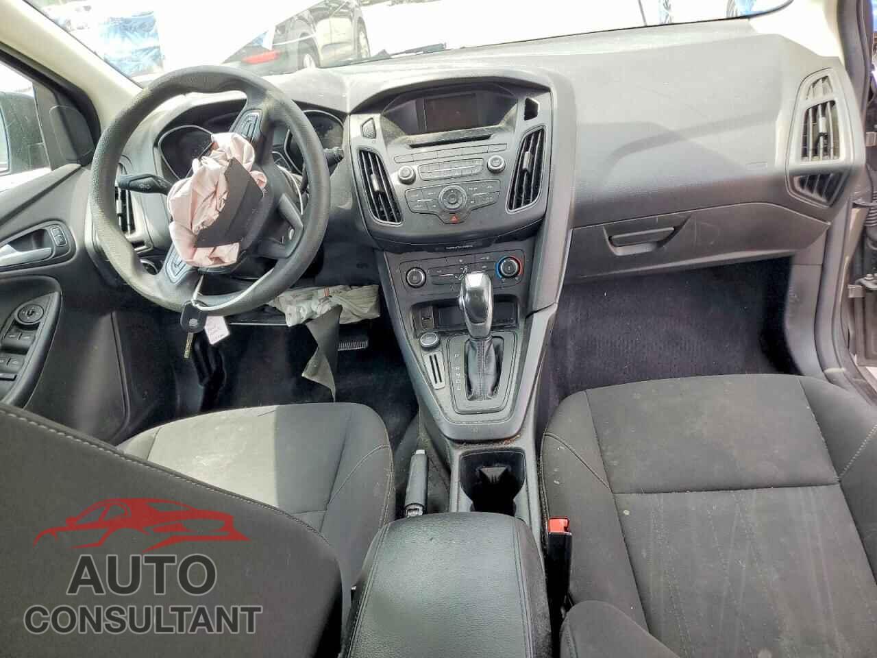 FORD FOCUS 2016 - 1FADP3K29GL255726