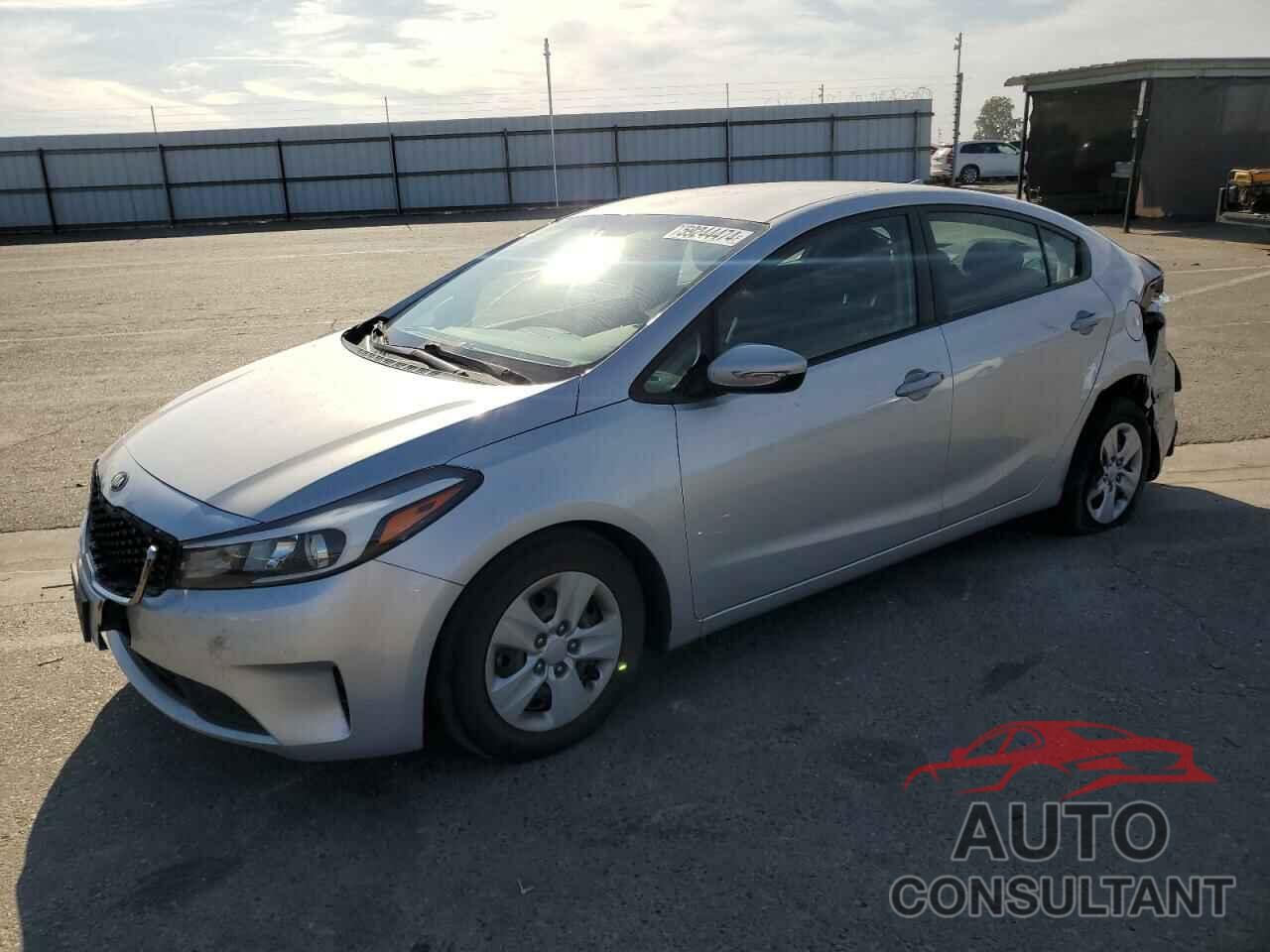 KIA FORTE 2018 - 3KPFL4A7XJE219626