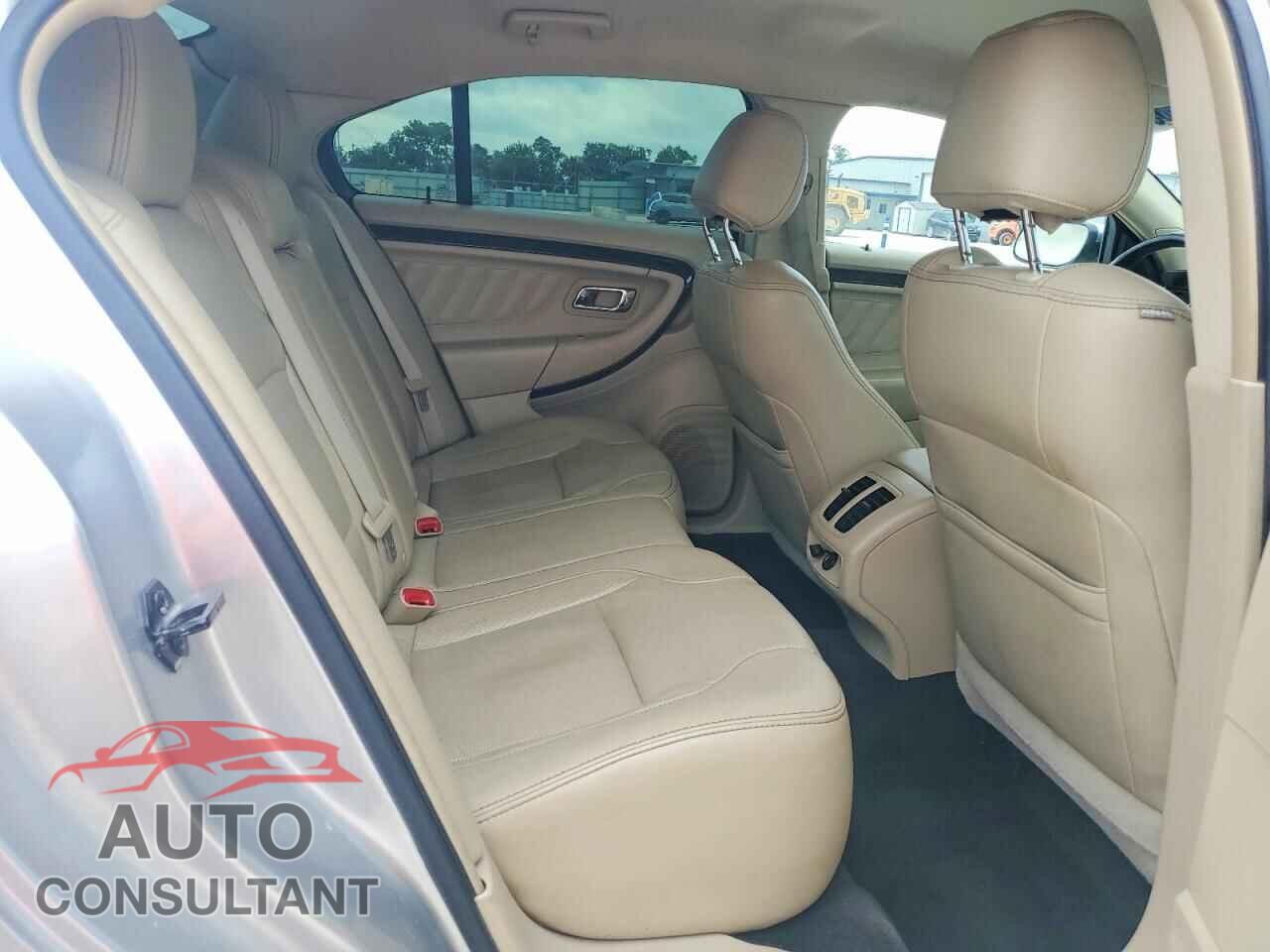FORD TAURUS 2013 - 1FAHP2F81DG102384