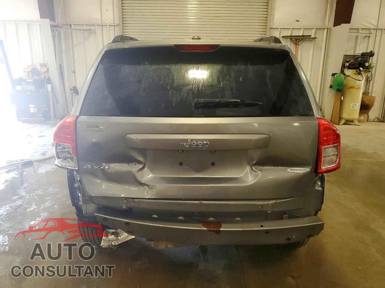 JEEP COMPASS 2011 - 1J4NF1FBXBD240164