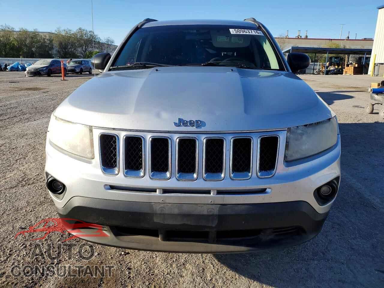 JEEP COMPASS 2011 - 1J4NF1FB5BD210554