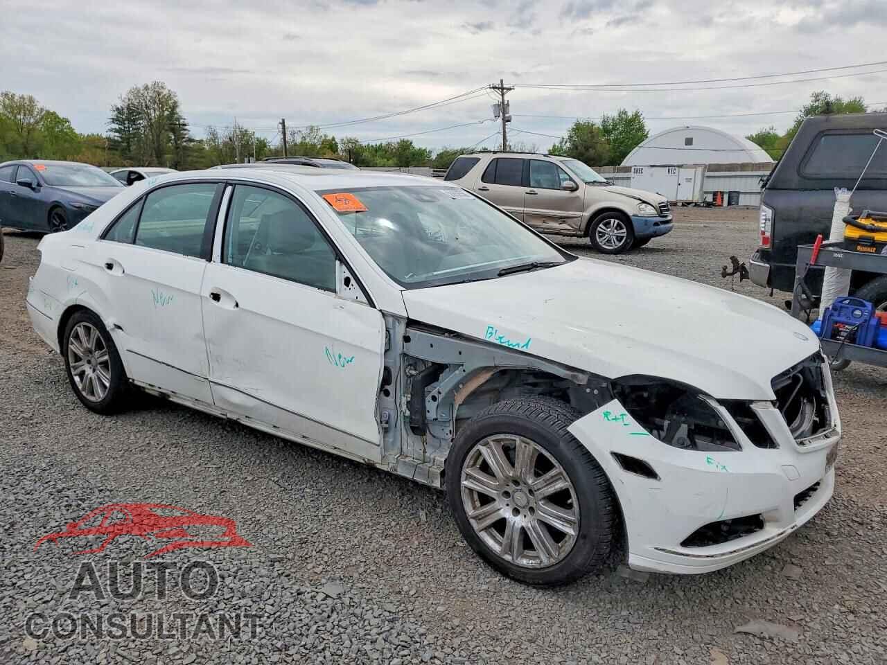 MERCEDES-BENZ E-CLASS 2013 - WDDHF8JB8DA746010